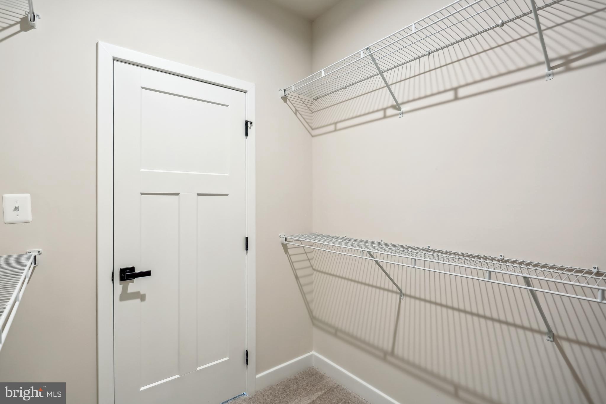 MONTGOMERY VILLAGE - Residential Lease