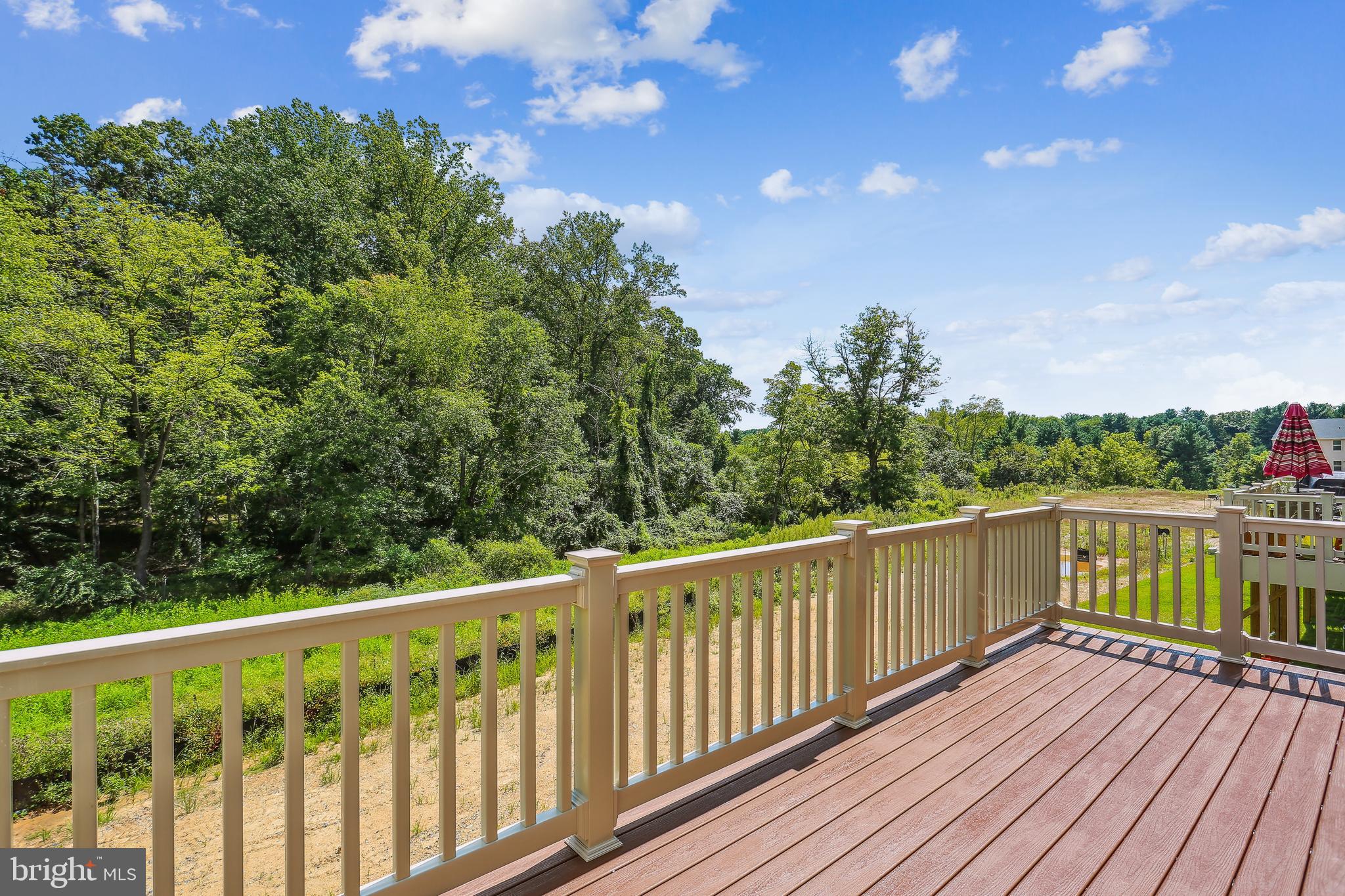 MONTGOMERY VILLAGE - Residential Lease