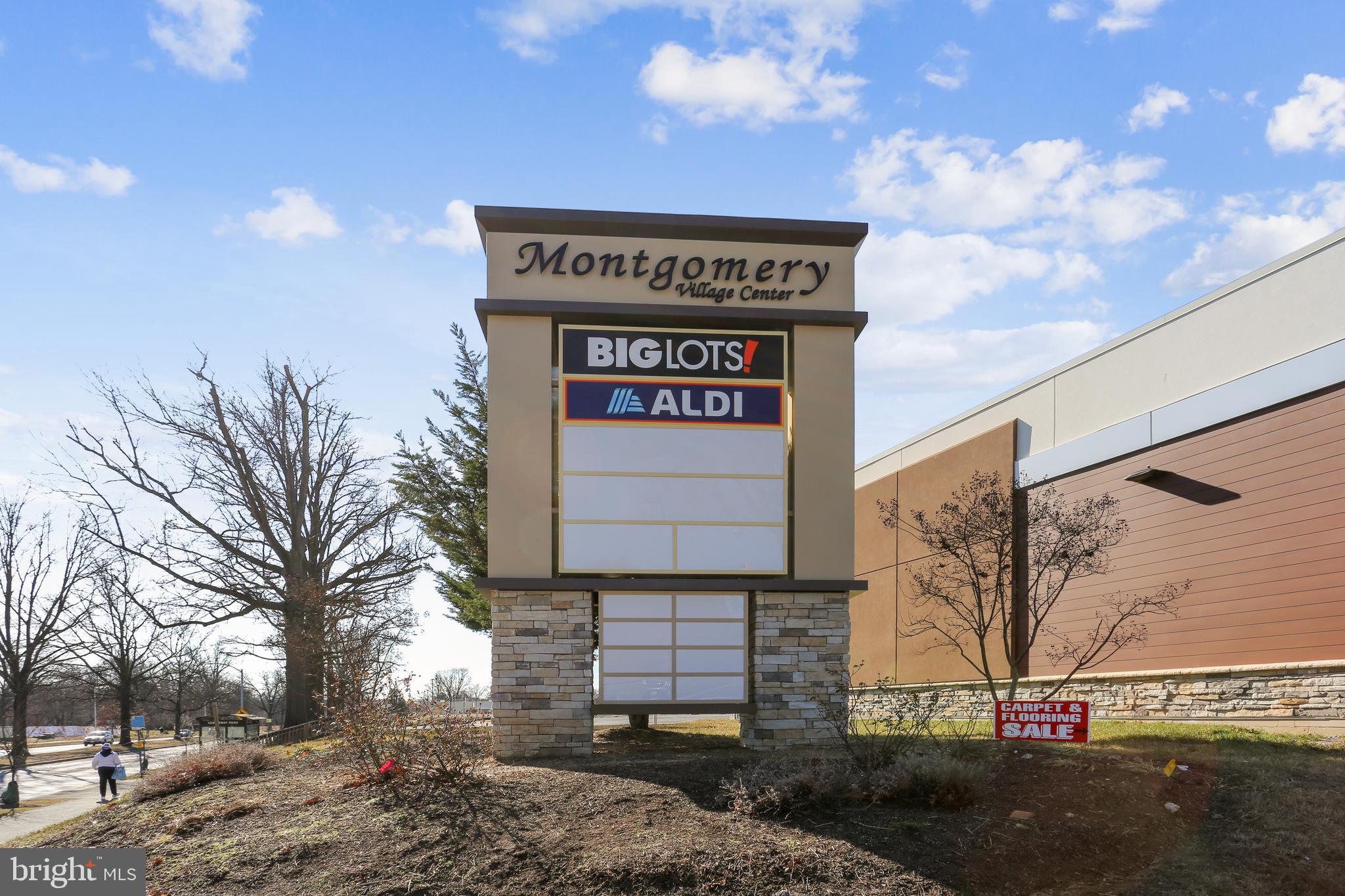 MONTGOMERY VILLAGE - Residential Lease