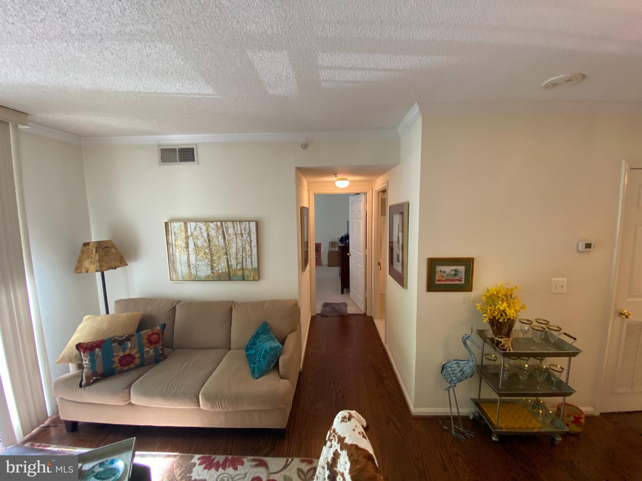 LEXINGTON SQUARE - Residential Lease