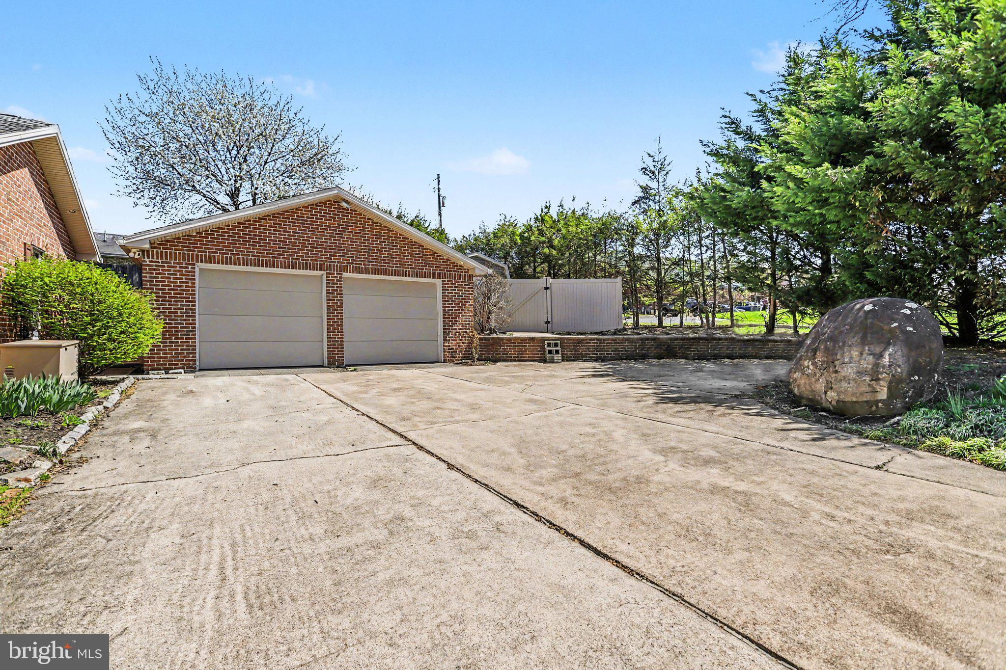 4620 NORTH ROAD