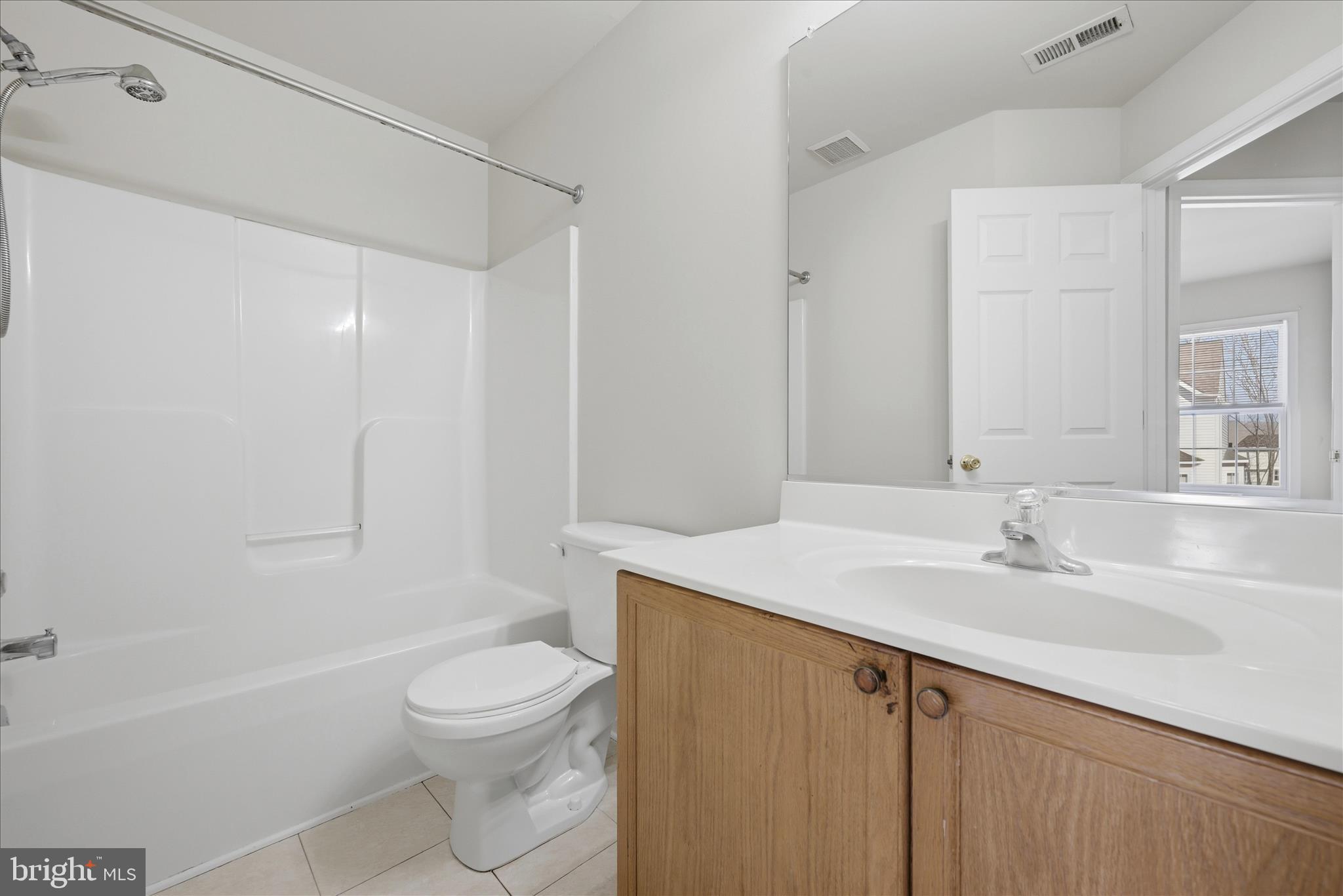 GREEN MEADOWS - Residential