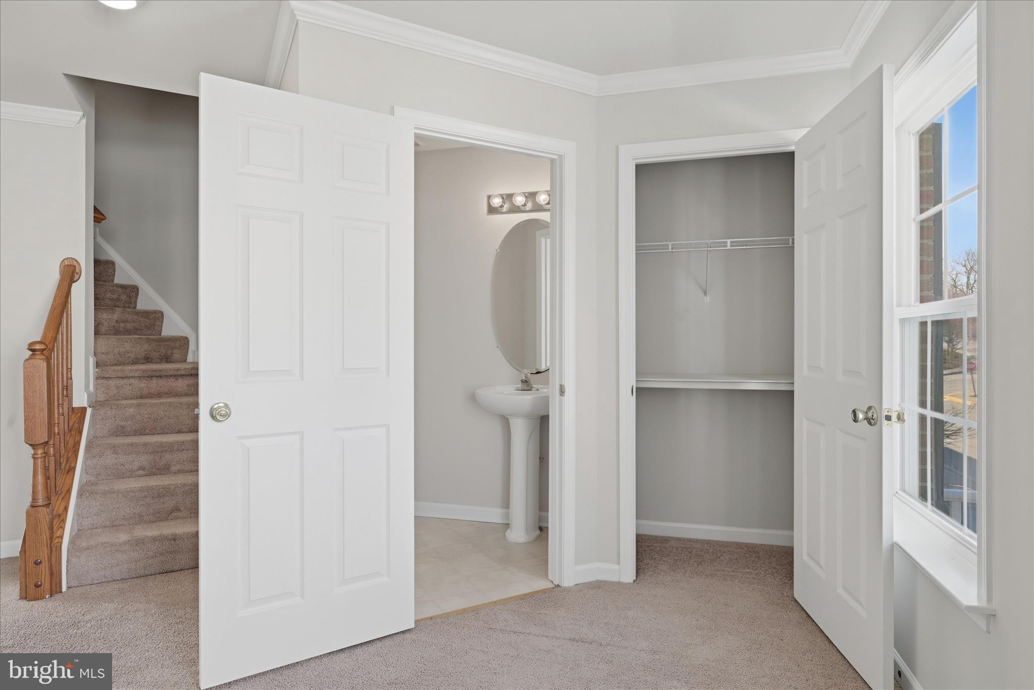 GREEN MEADOWS - Residential