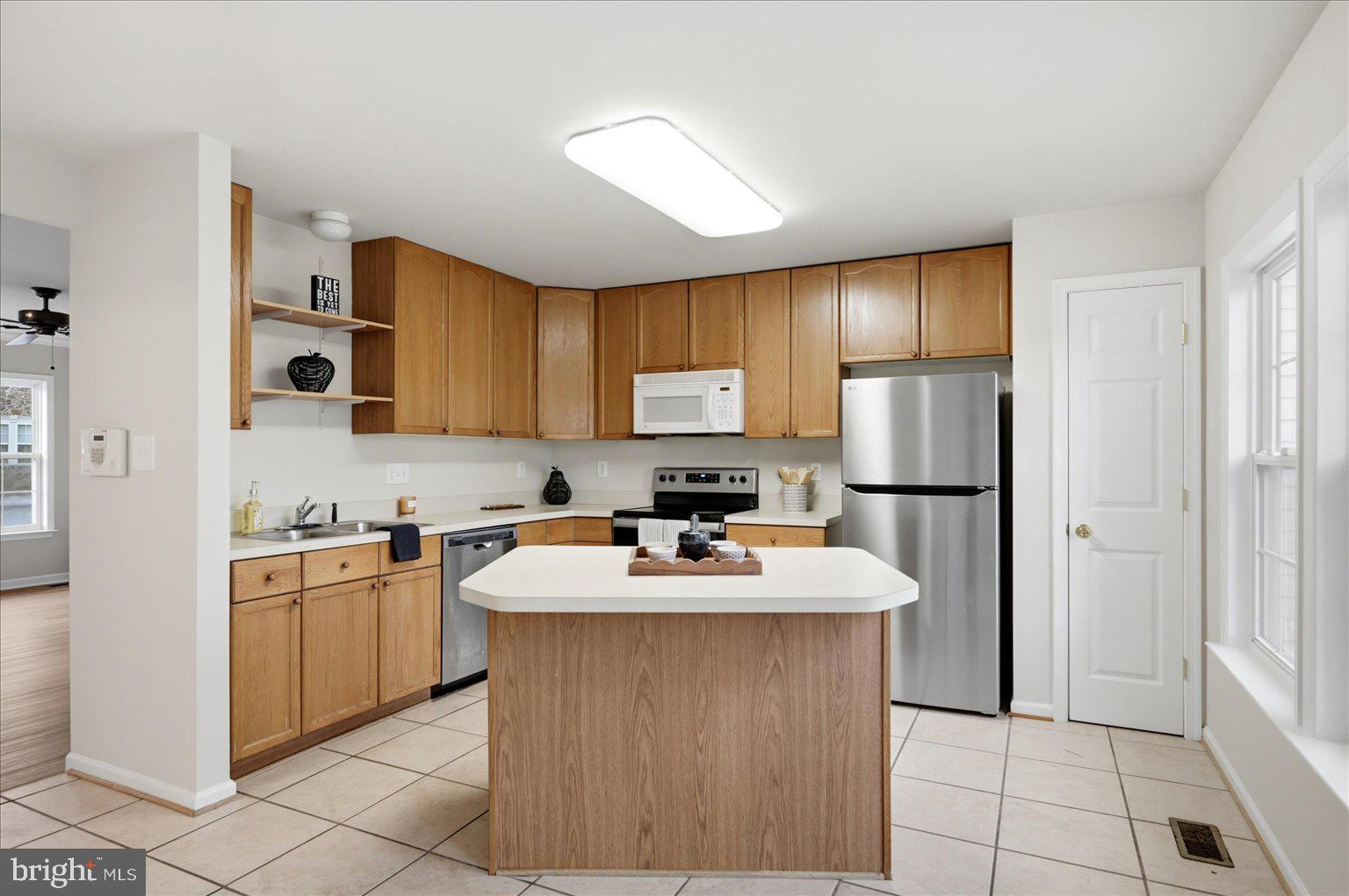 GREEN MEADOWS - Residential
