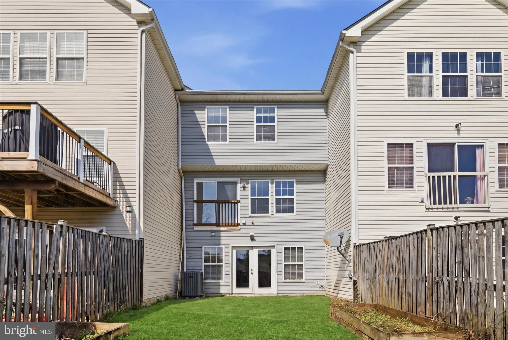 GREEN MEADOWS - Residential