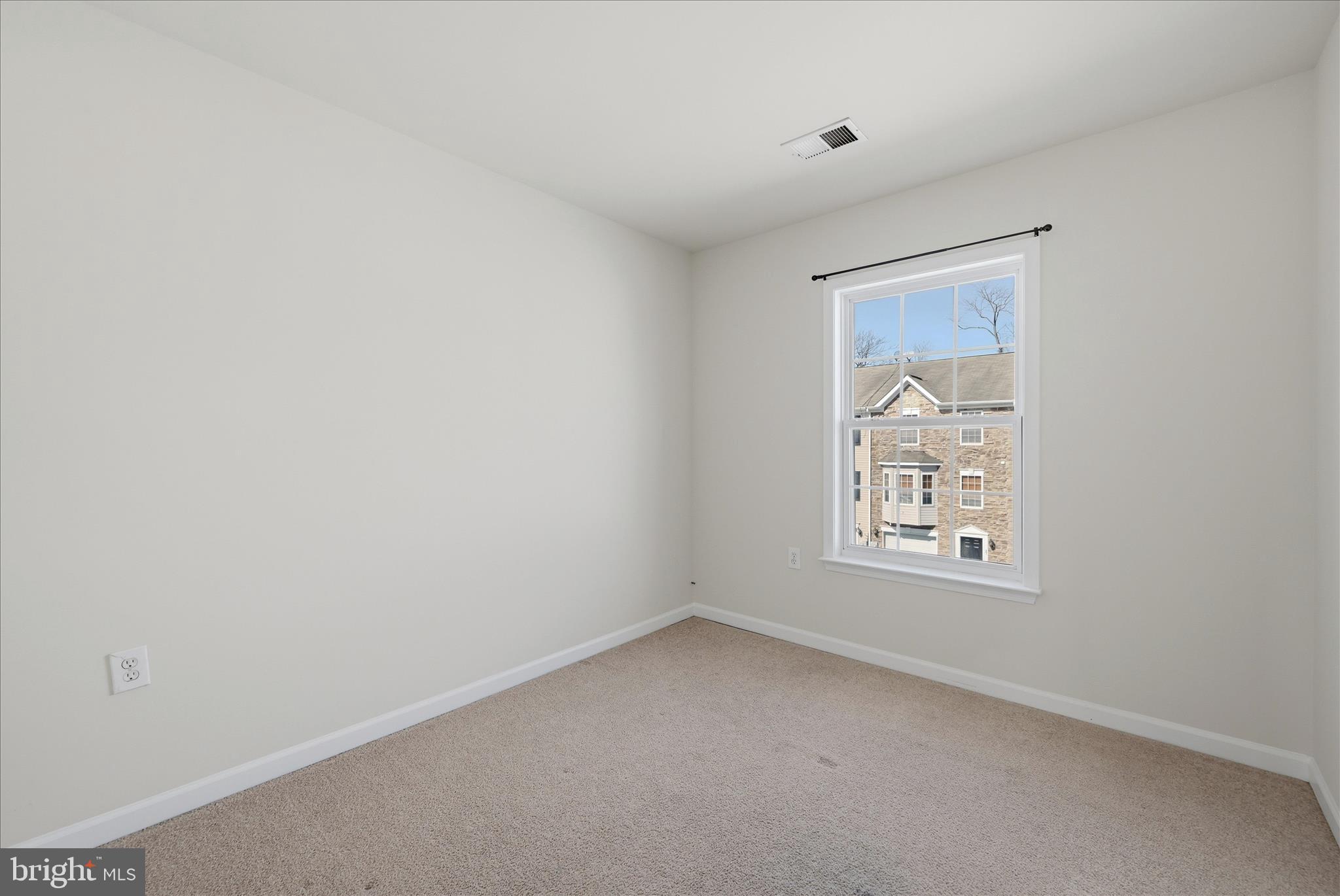 GREEN MEADOWS - Residential