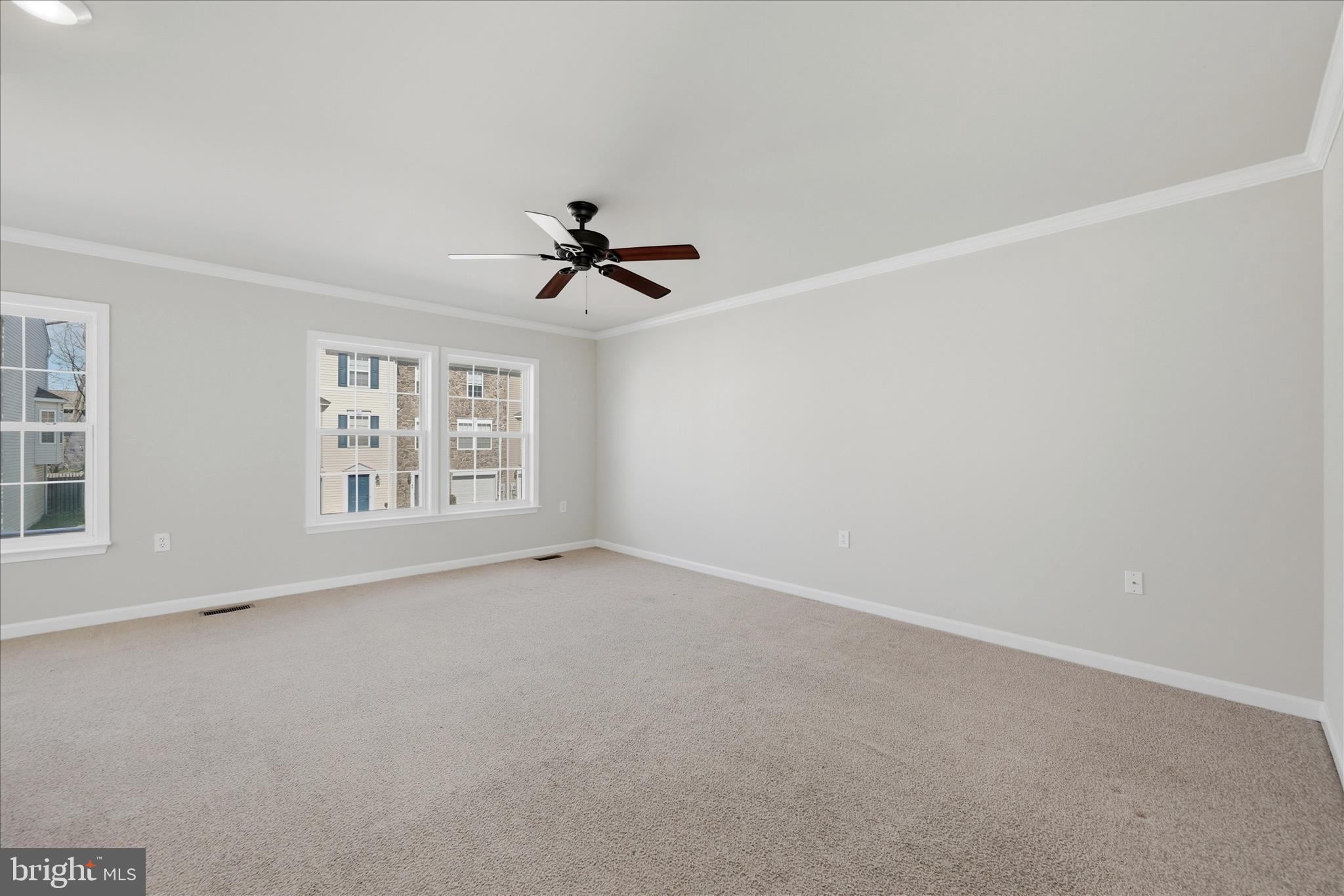 GREEN MEADOWS - Residential