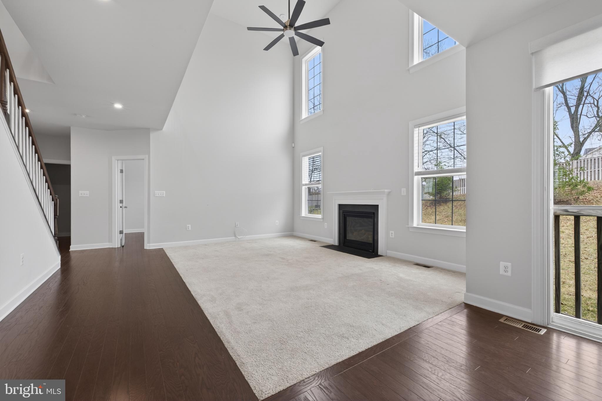 LAUREL HILLS CROSSING - Residential