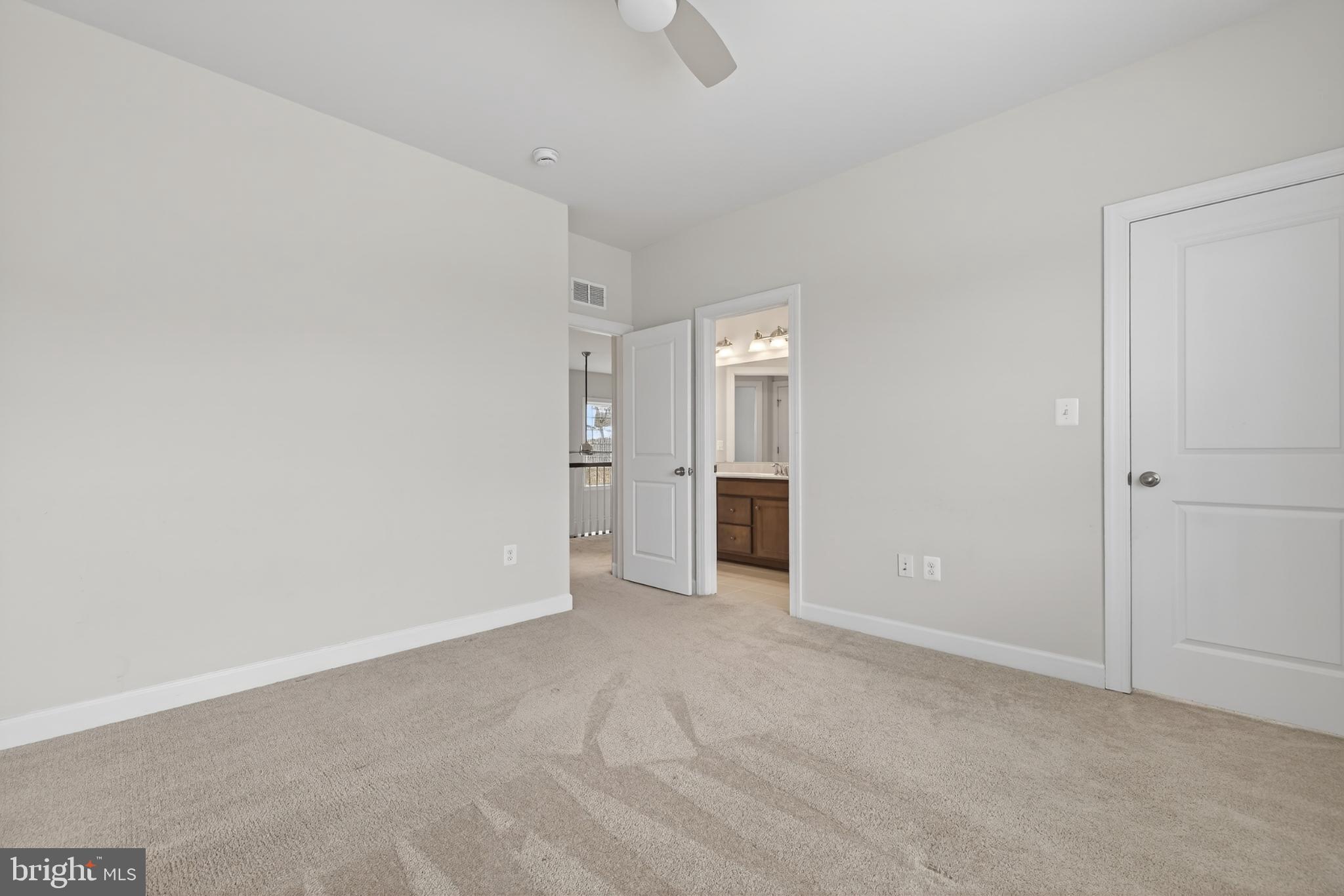 LAUREL HILLS CROSSING - Residential