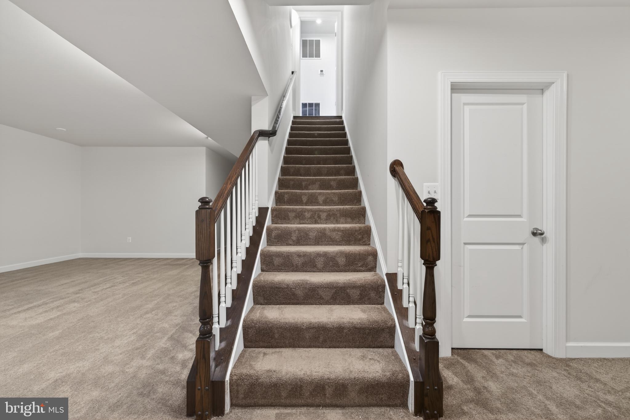 LAUREL HILLS CROSSING - Residential