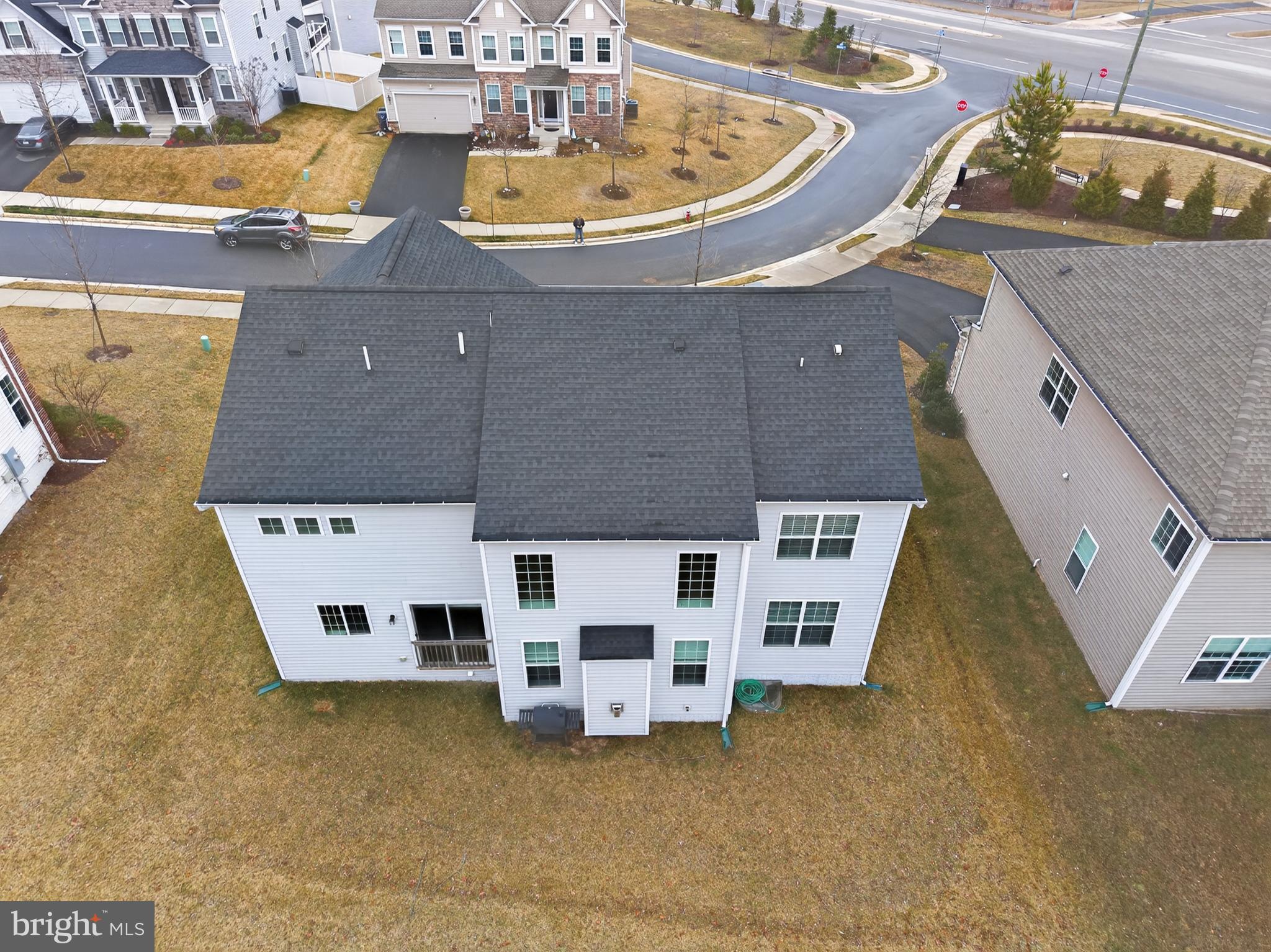 LAUREL HILLS CROSSING - Residential