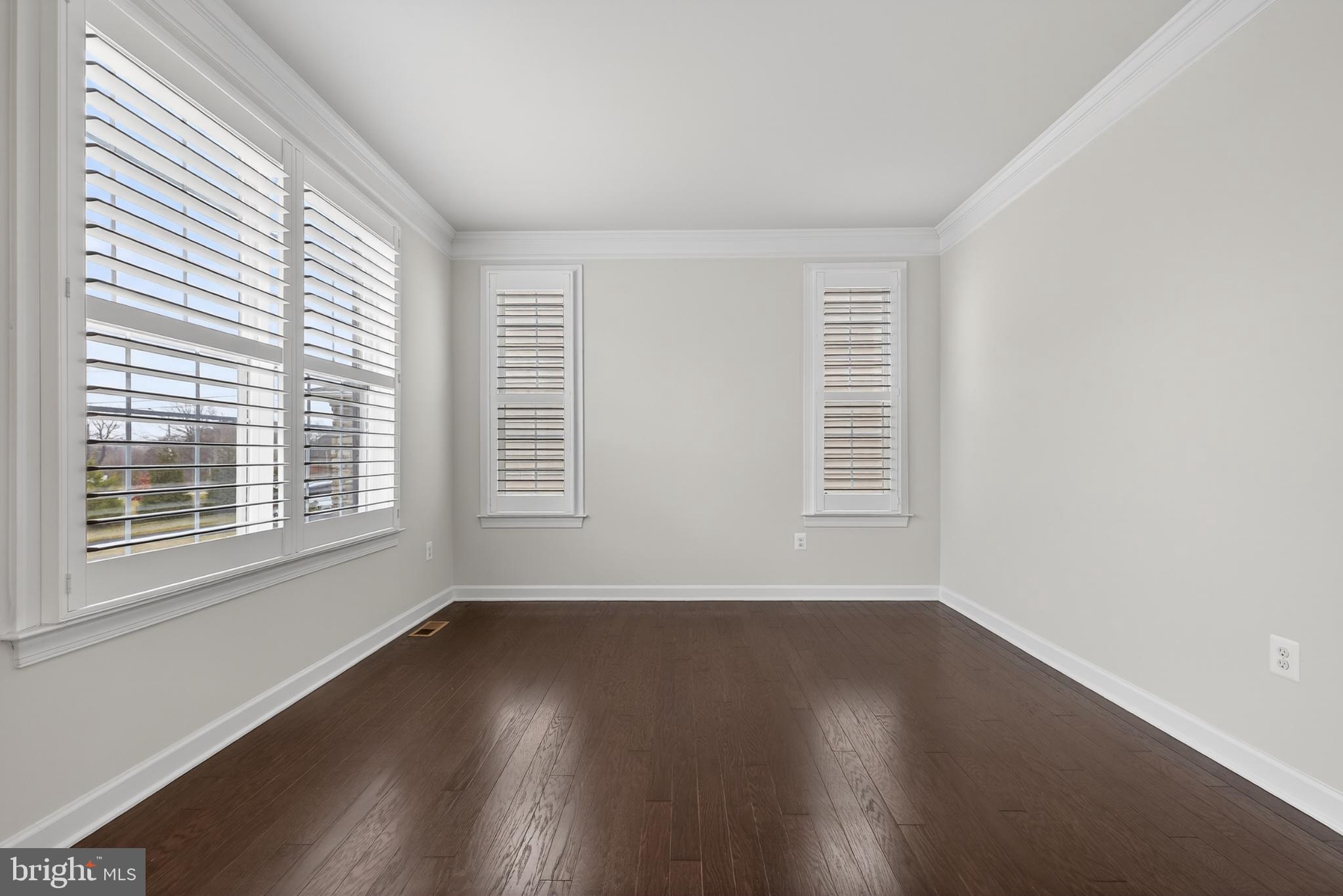 LAUREL HILLS CROSSING - Residential