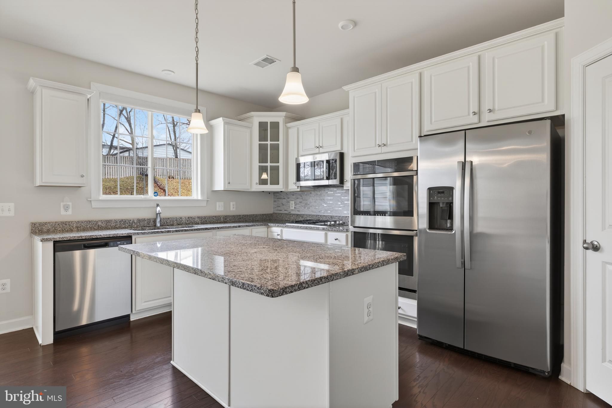 LAUREL HILLS CROSSING - Residential