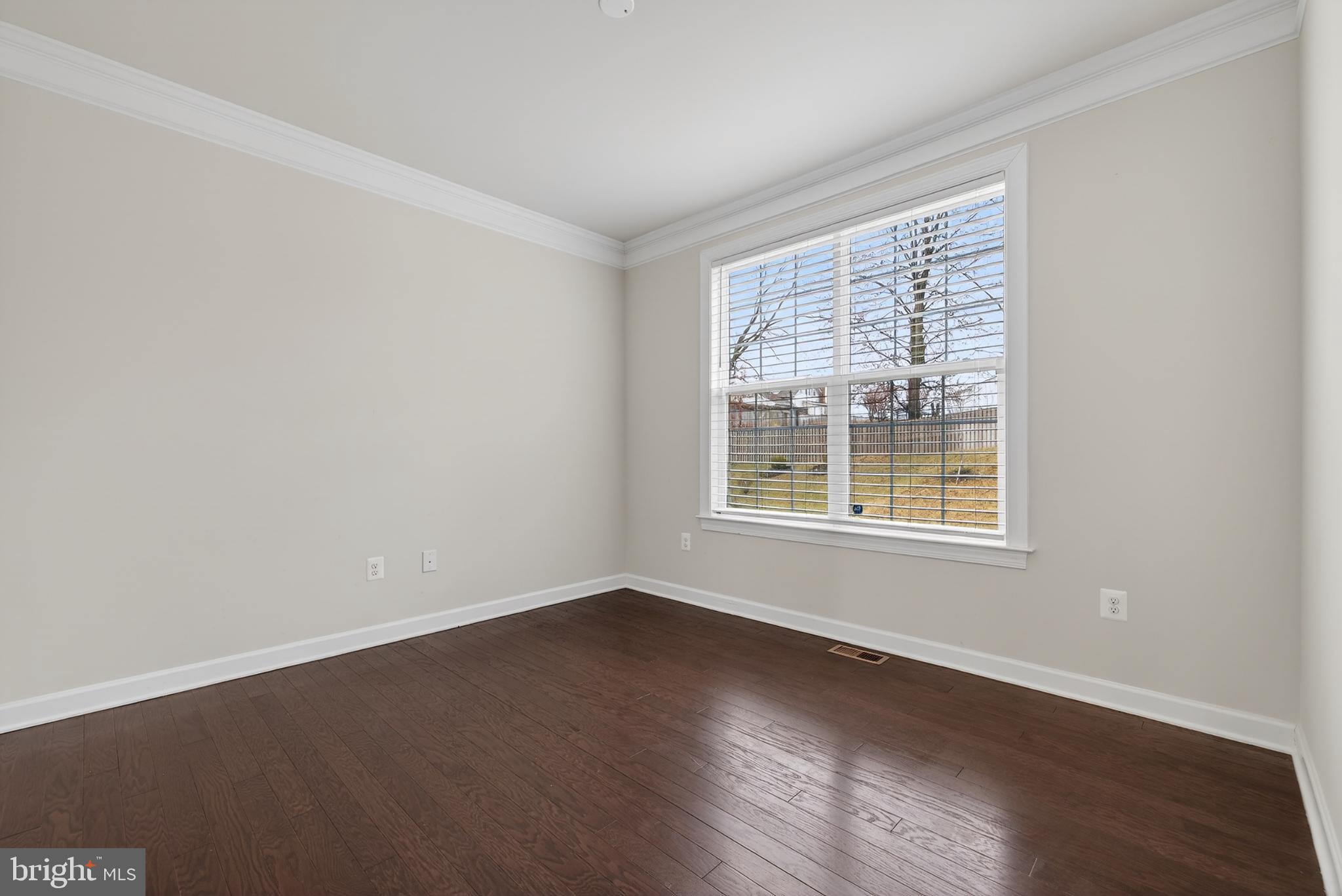 LAUREL HILLS CROSSING - Residential