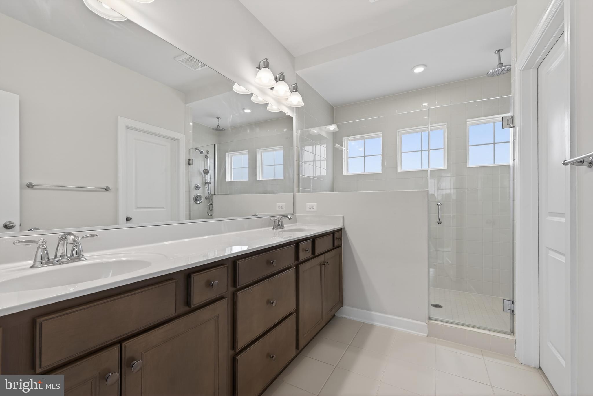 LAUREL HILLS CROSSING - Residential