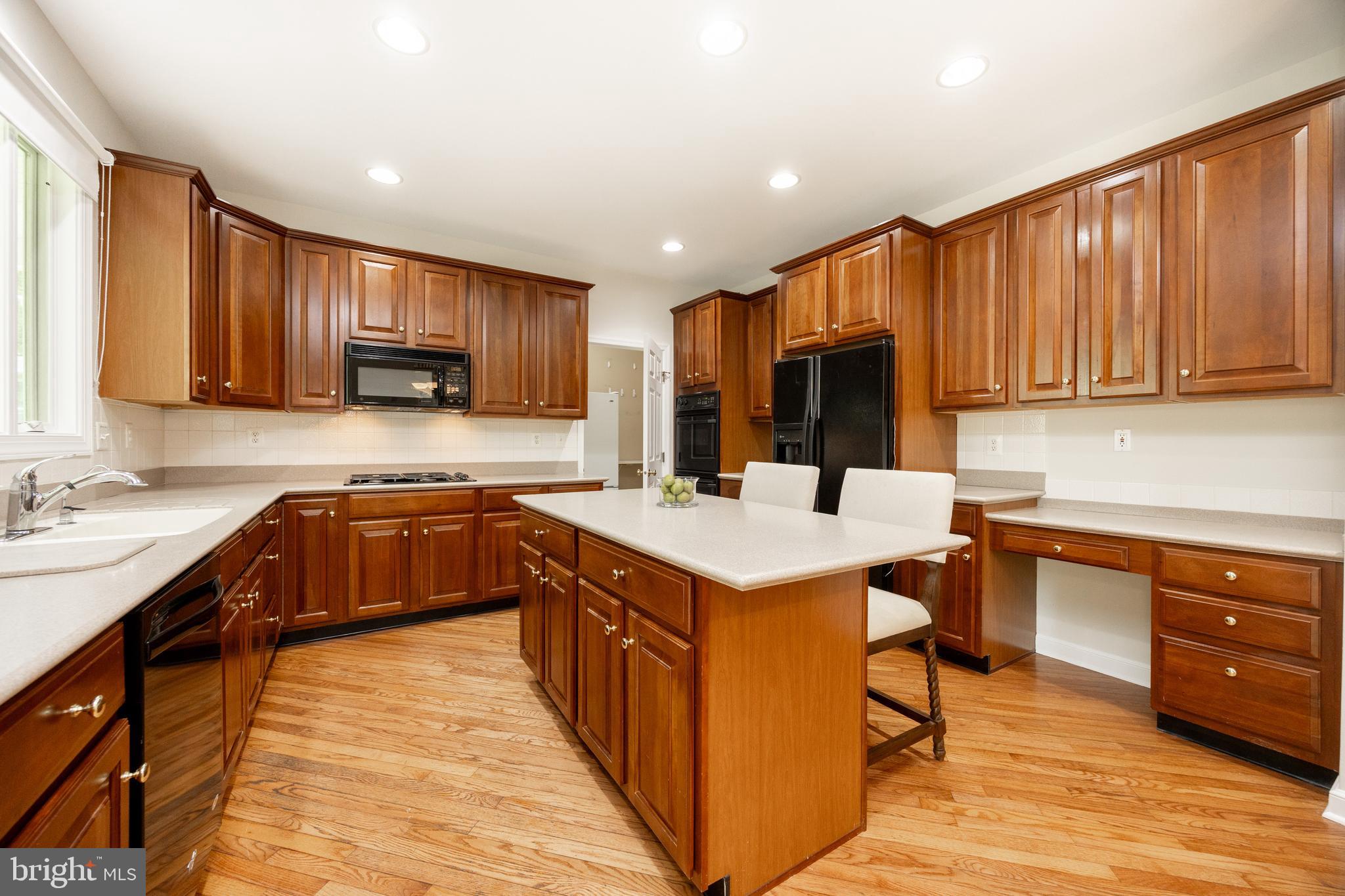 STONEGATE - Residential