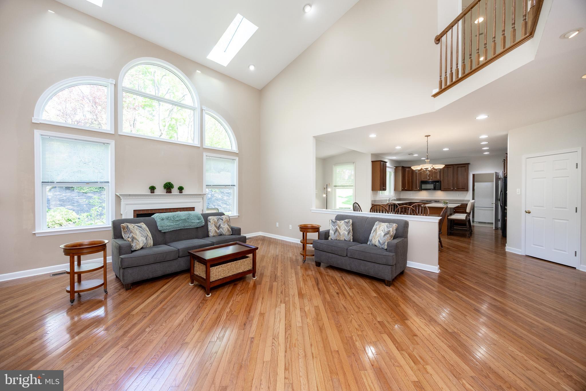 STONEGATE - Residential