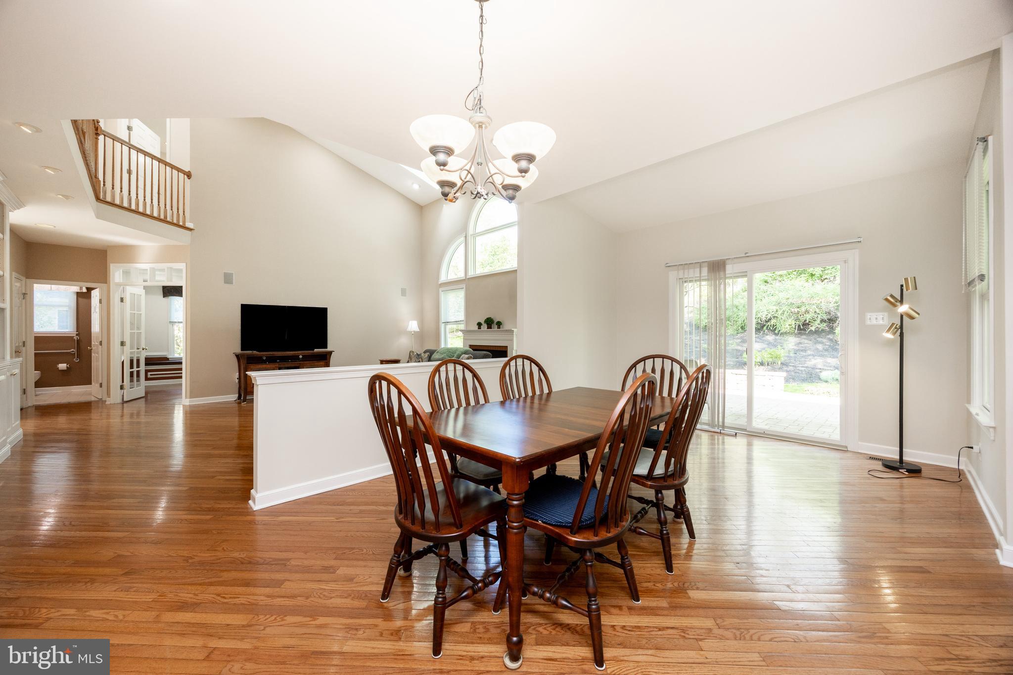 STONEGATE - Residential