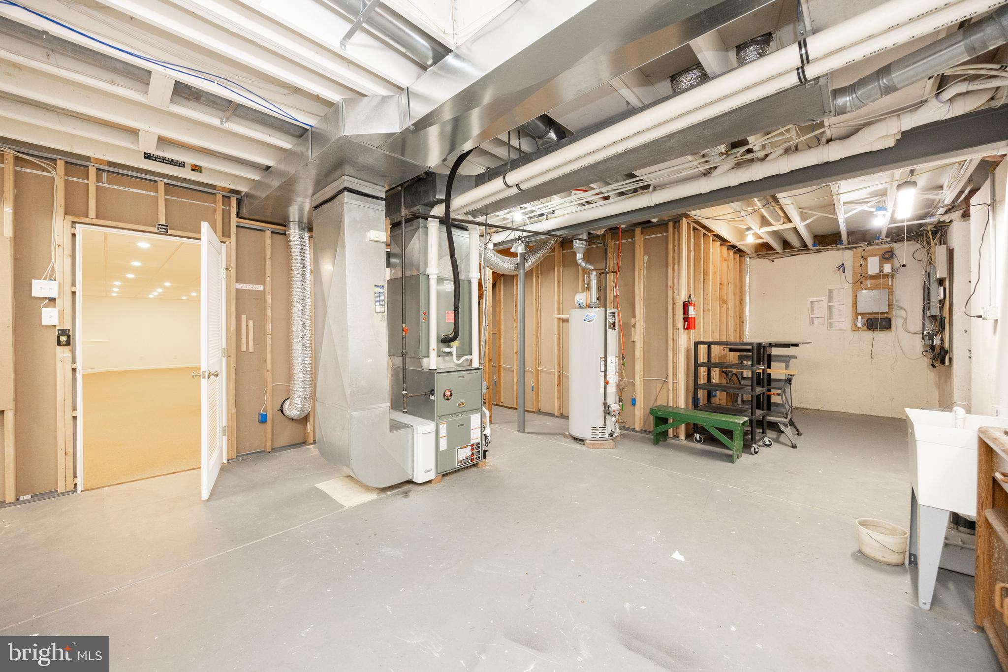 STONEGATE - Residential