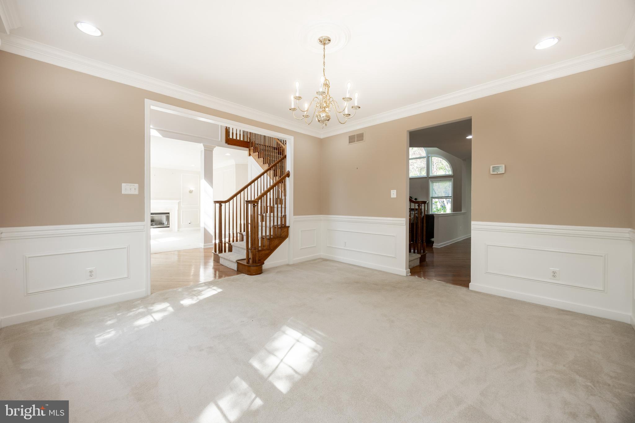 STONEGATE - Residential