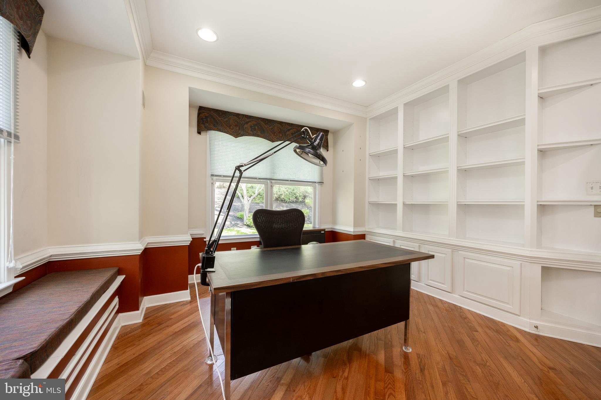 STONEGATE - Residential