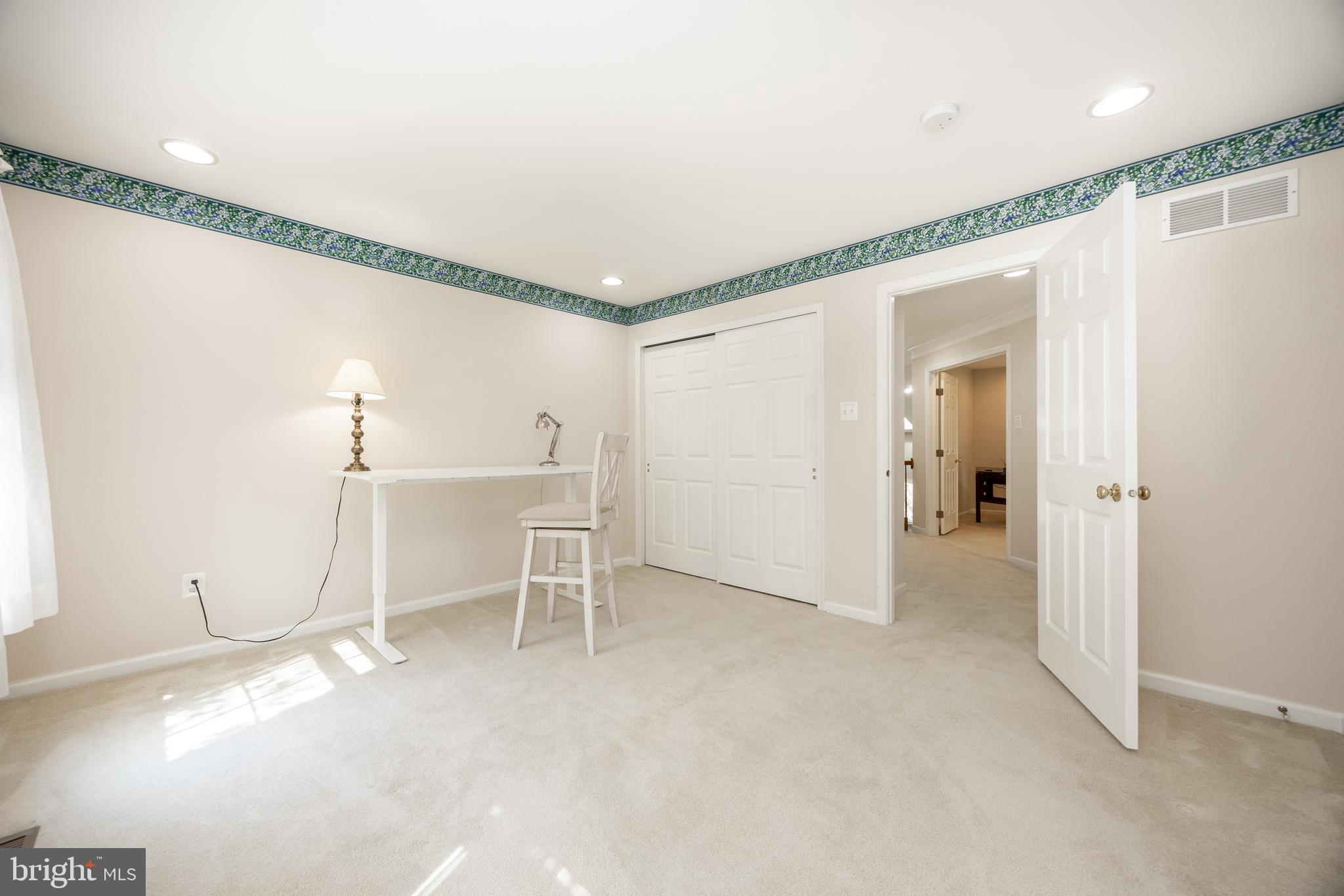 STONEGATE - Residential