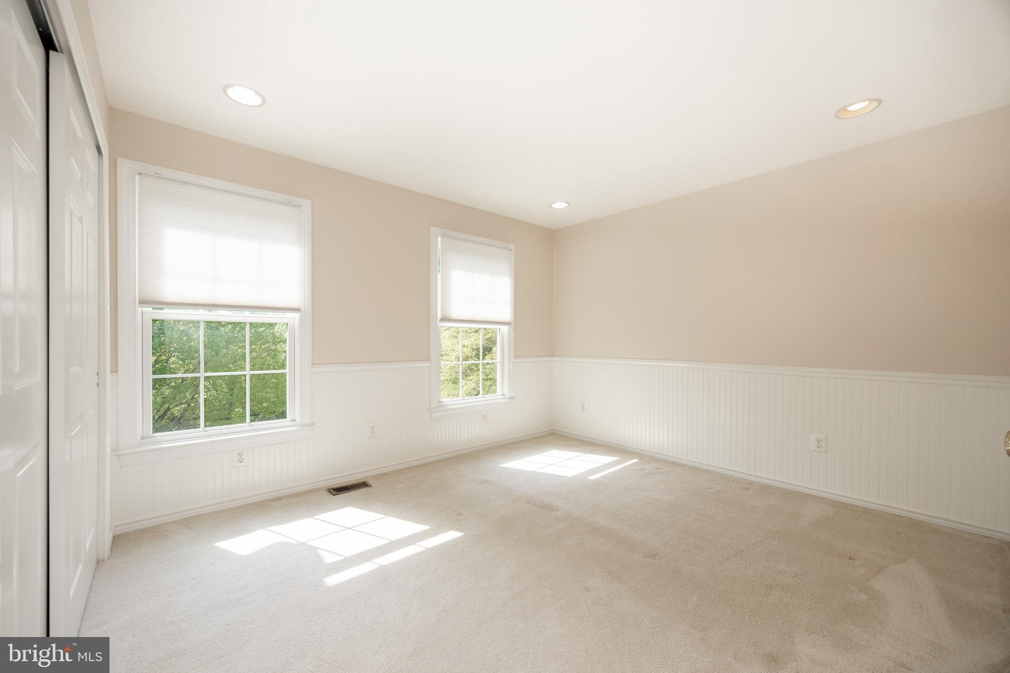 STONEGATE - Residential