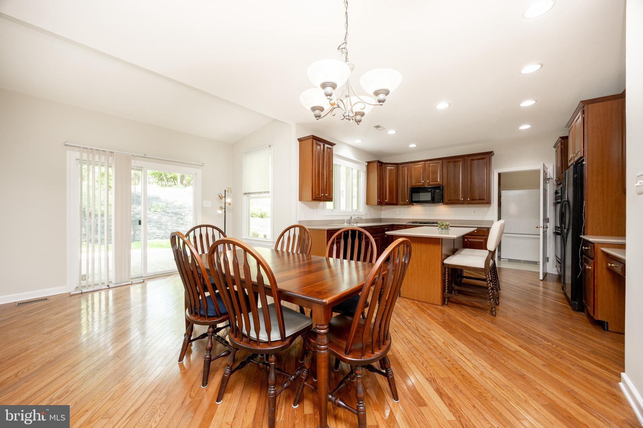 STONEGATE - Residential