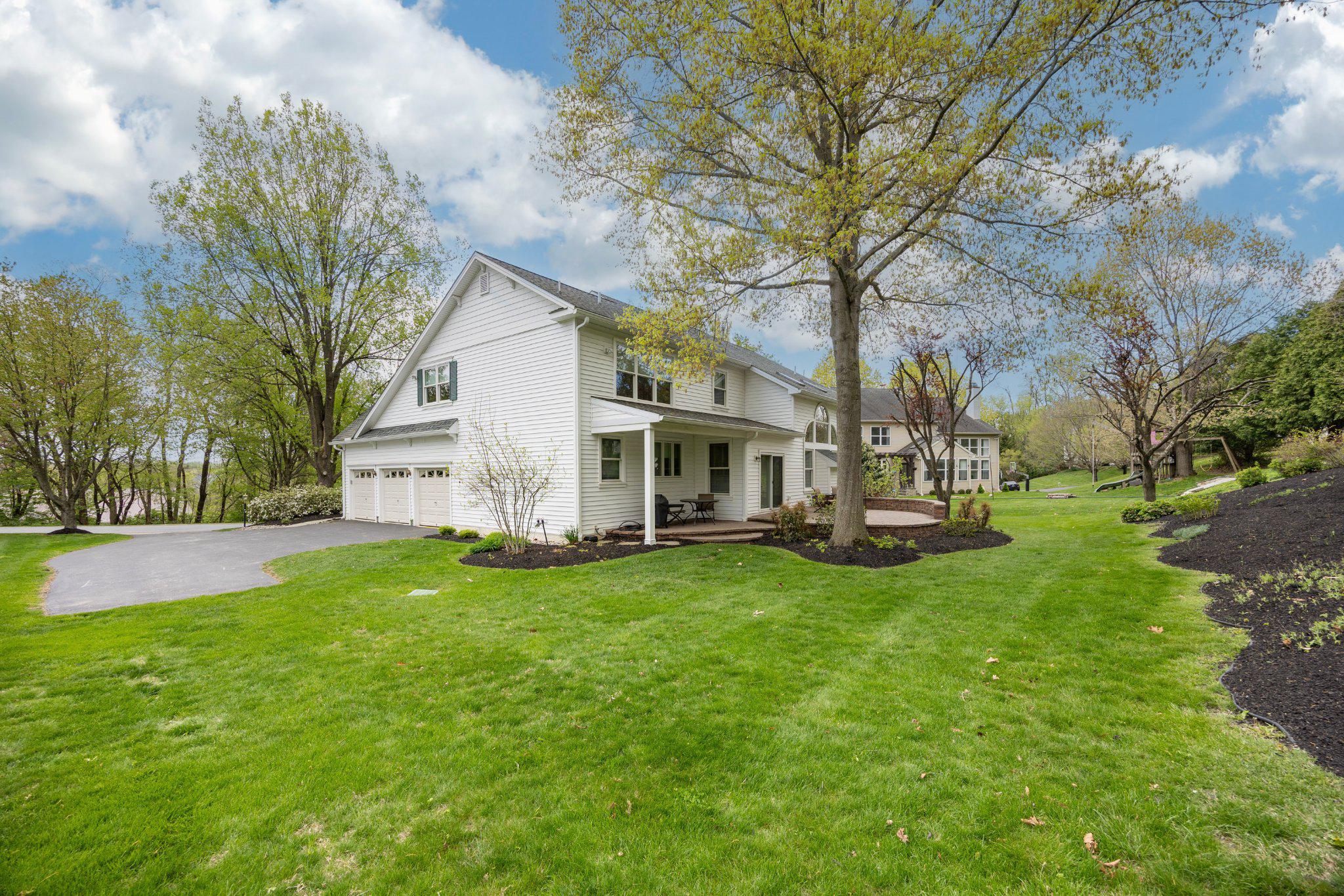 STONEGATE - Residential