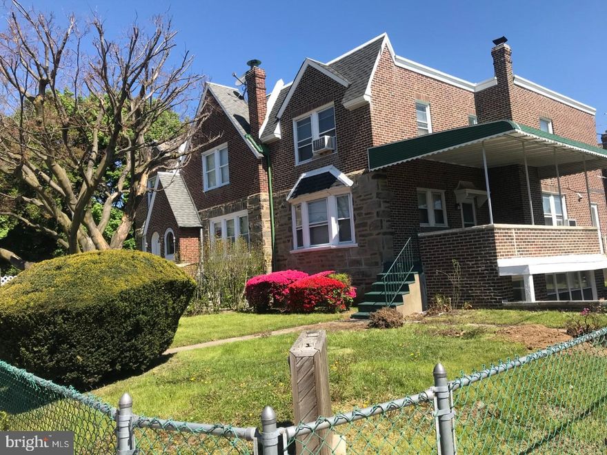 This corner property is situated on a quiet, clean, and peaceful block in Castor Gardens. The basement, which was previously used as a doctor’s office for over 20 years, includes four examination rooms, a reception area, and two half bathrooms, all equipped with central air conditioning. 
The first and second floors are tenant-occupied and well-maintained, featuring a spacious three-bedroom layout with one full bathroom. Come by today and don’t miss out on this incredible opportunity!
Pictures are from prior tenant move-ins. For your reference only. Please refer to the actual condition.