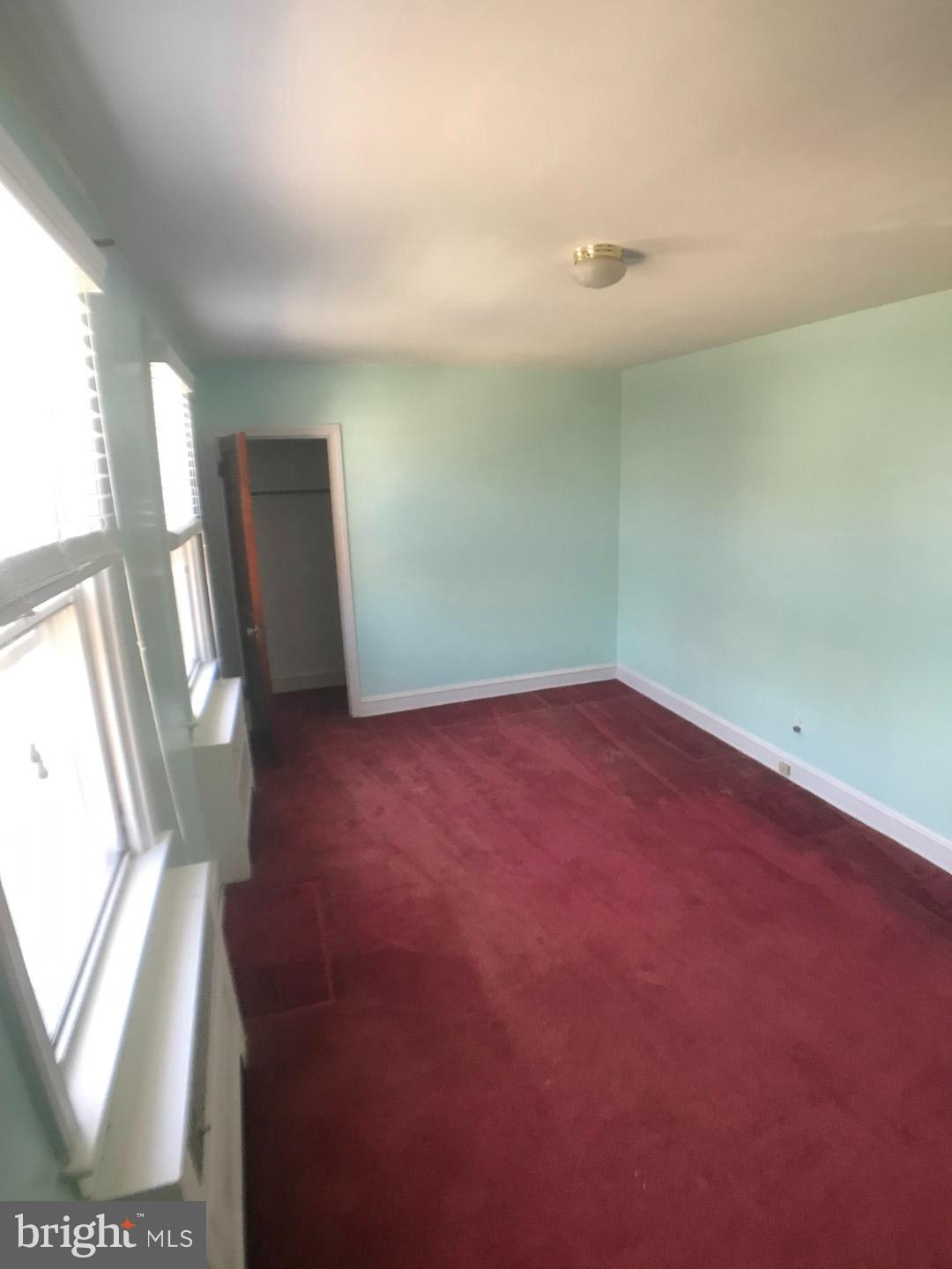 OXFORD CIRCLE - Residential