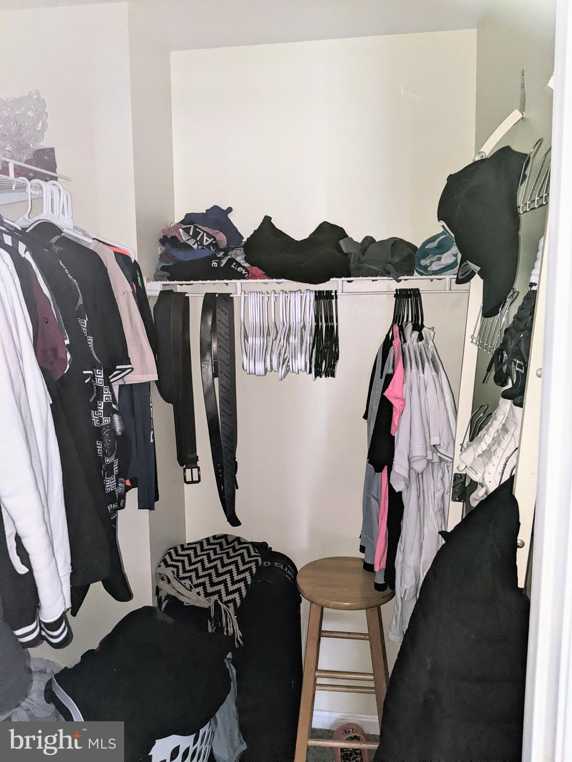 STONINGTON - Residential