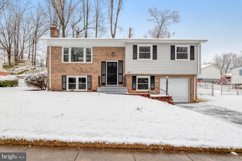 Photo of 4802 Korvett Drive, WOODBRIDGE, VA 22193 (MLS # VAPW2114404)
