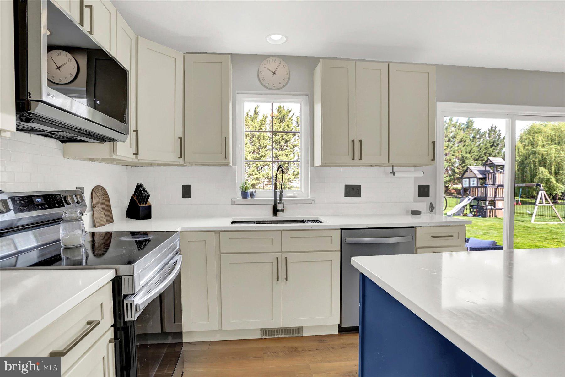 SOMERSET CROSSING - Residential
