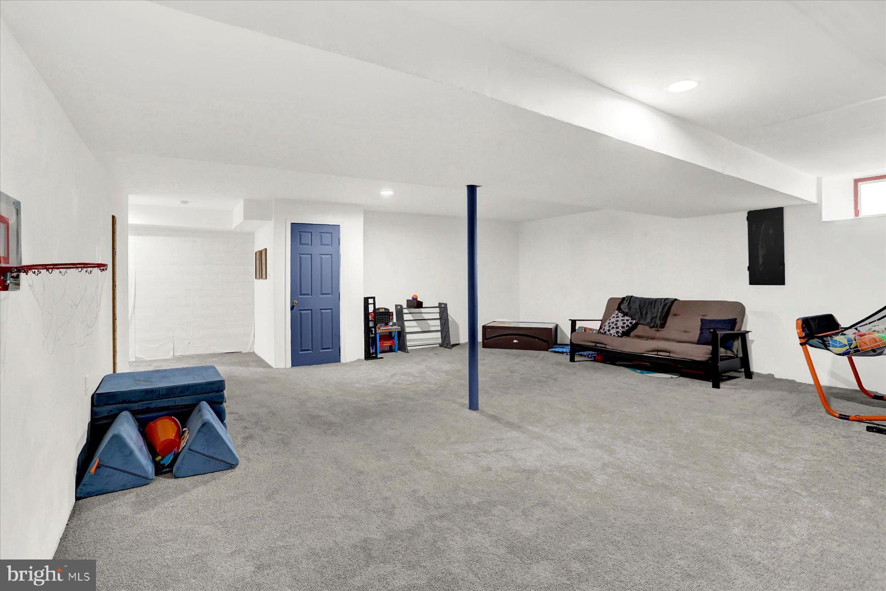 SOMERSET CROSSING - Residential