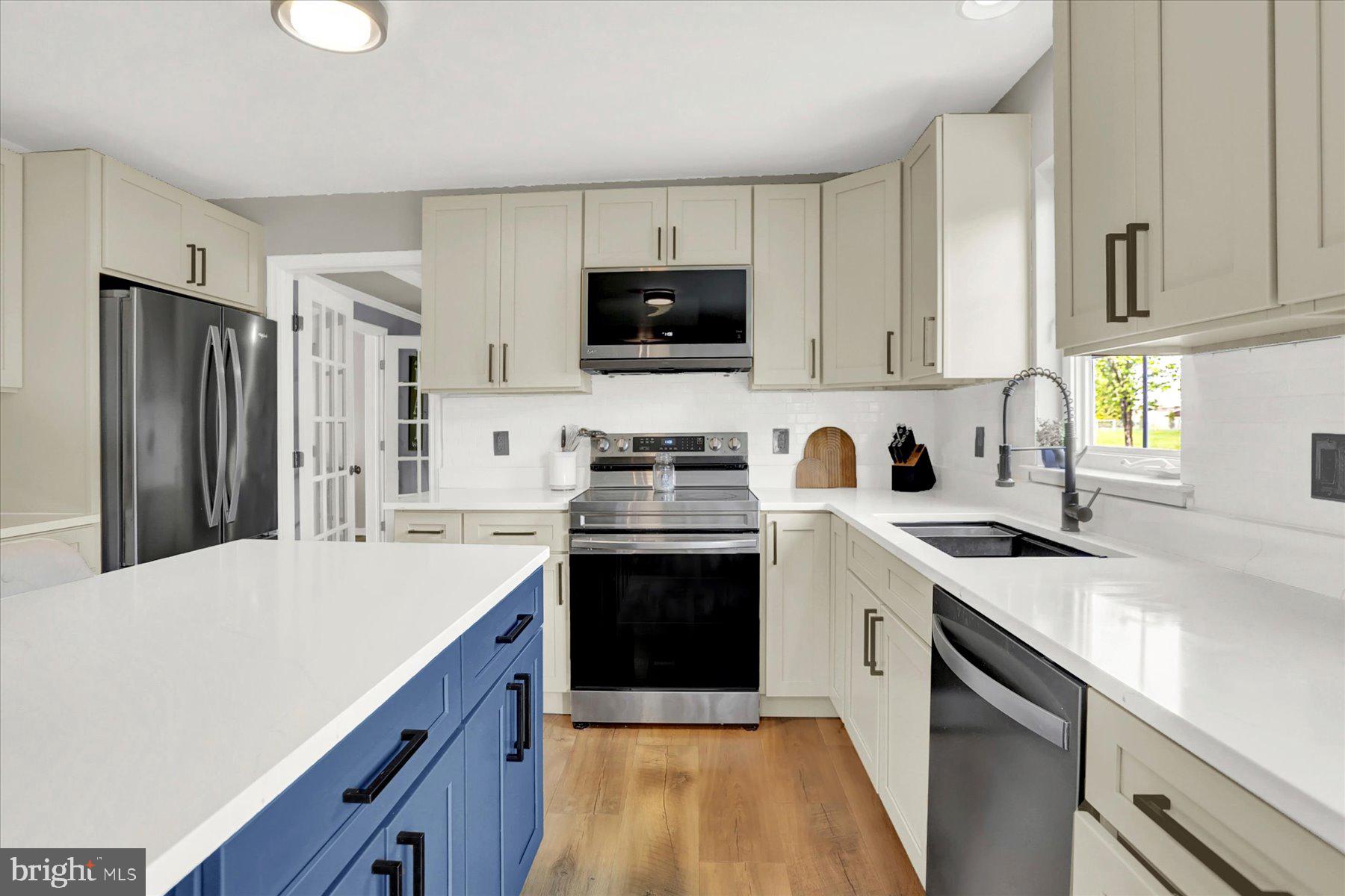 SOMERSET CROSSING - Residential