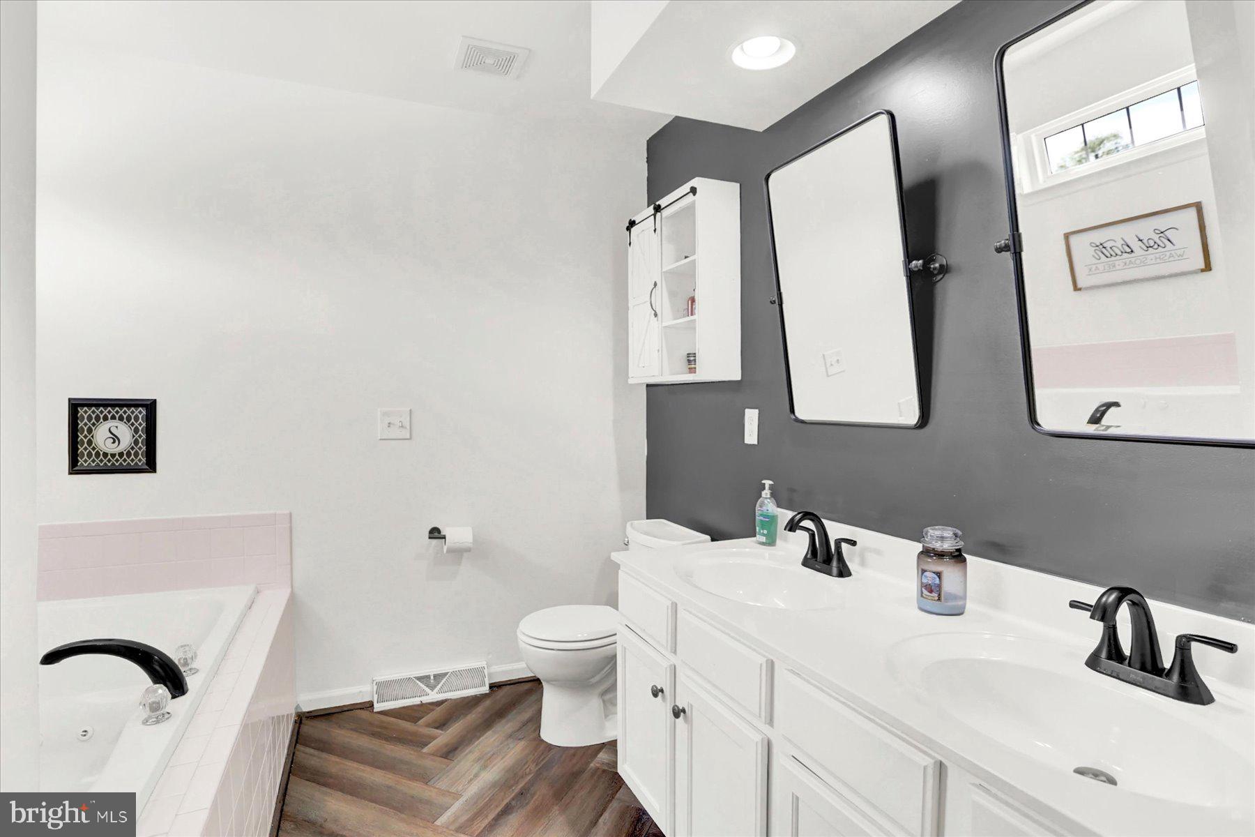 SOMERSET CROSSING - Residential