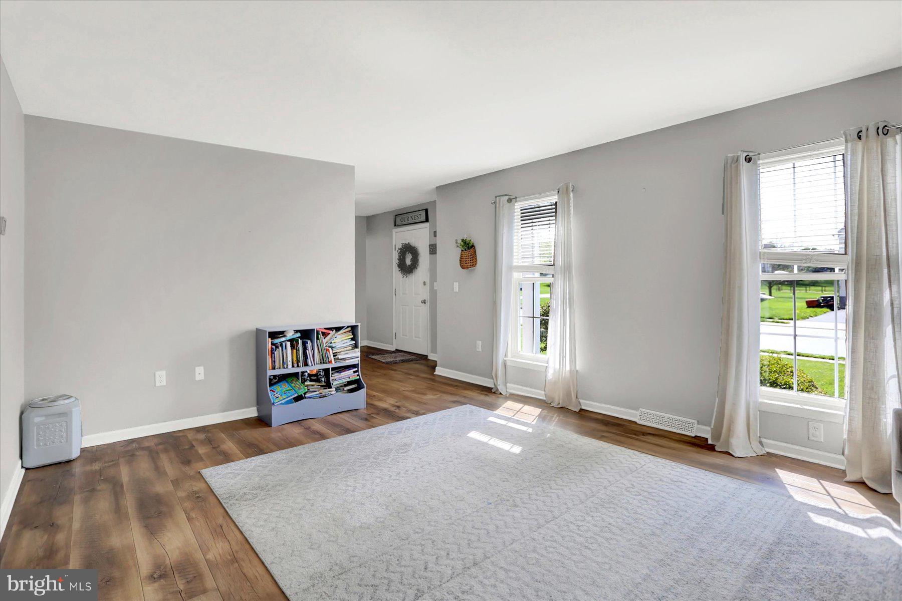 SOMERSET CROSSING - Residential
