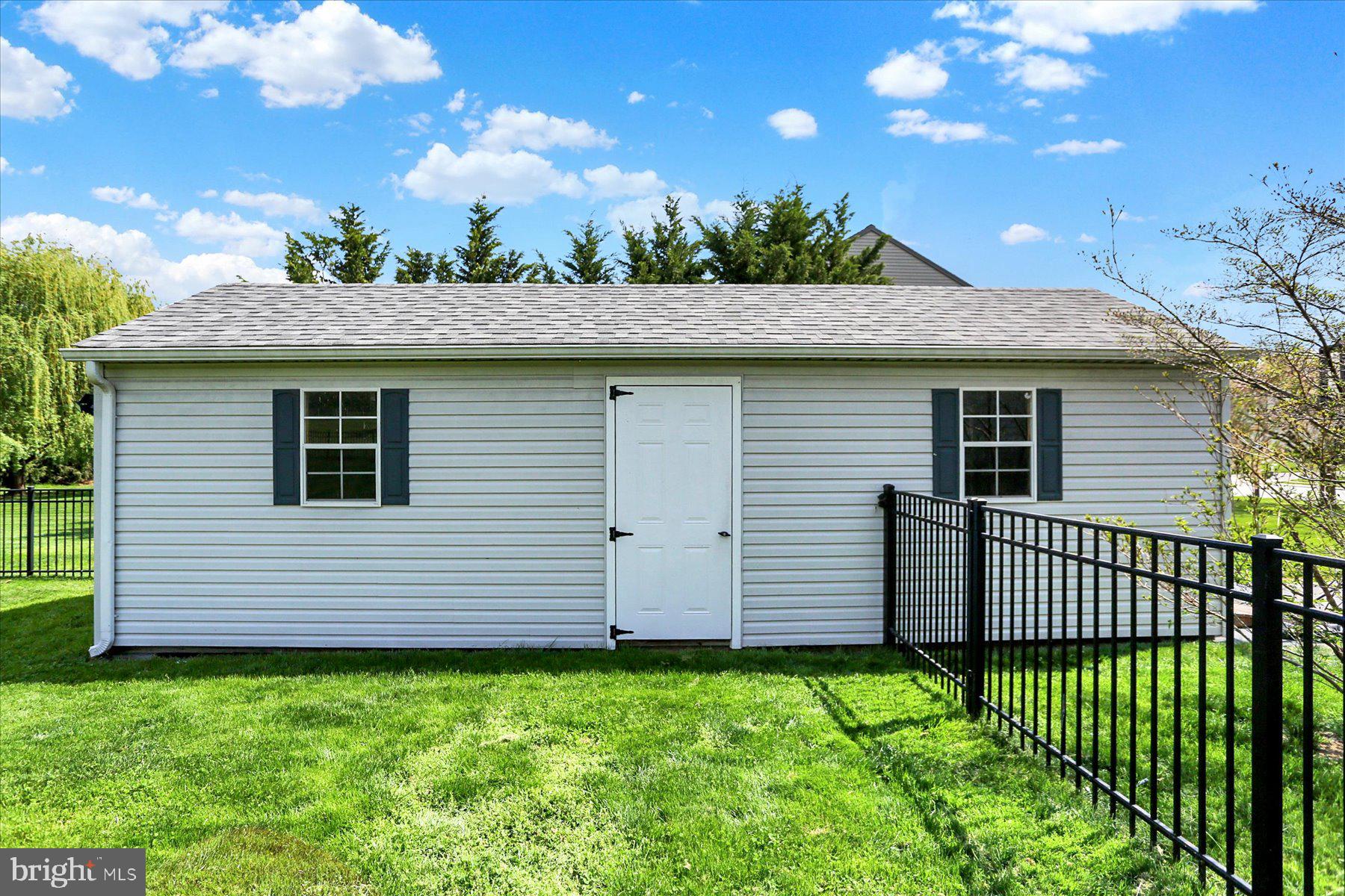 SOMERSET CROSSING - Residential