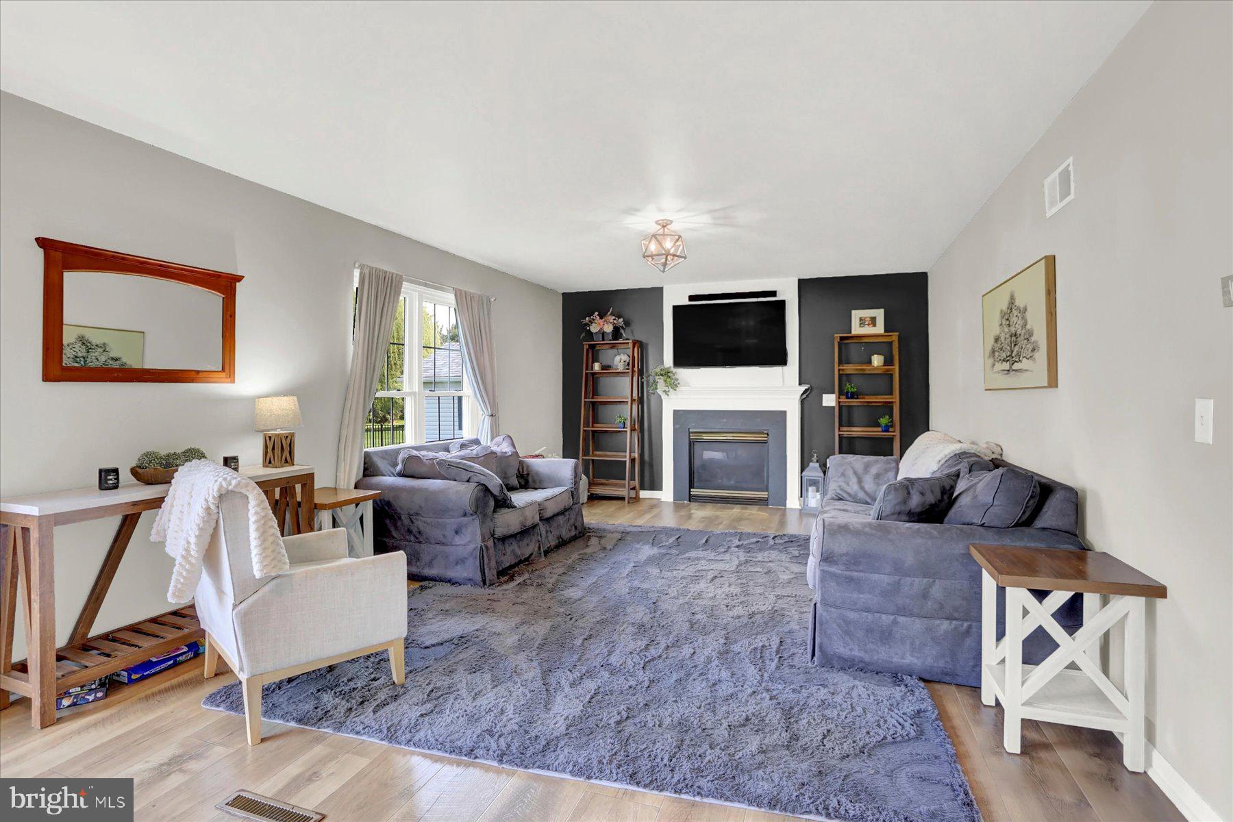 SOMERSET CROSSING - Residential