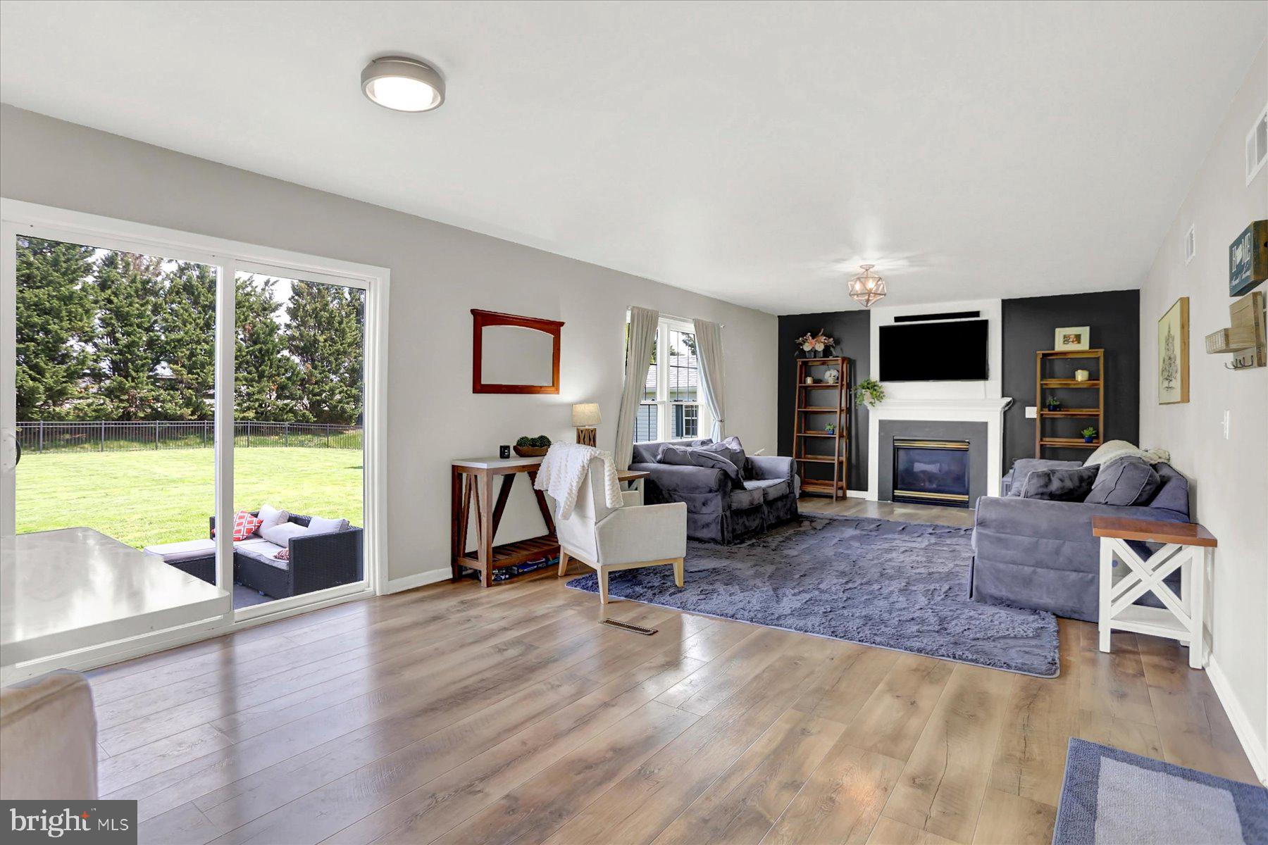 SOMERSET CROSSING - Residential