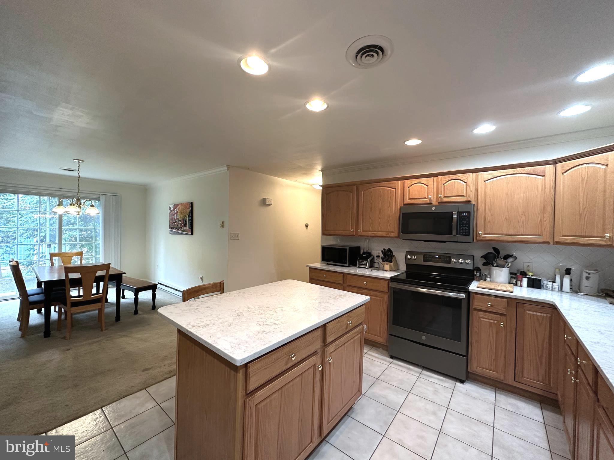 FOUNTAINVIEW - Residential