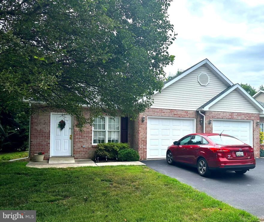 Charming one level living in North Hagerstown.  This home features an open floor plan, large kitchen with ample storage, wall to wall carpet.  3 spacious bedrooms and 2 full bathrooms.  Contact us today to schedule a tour.