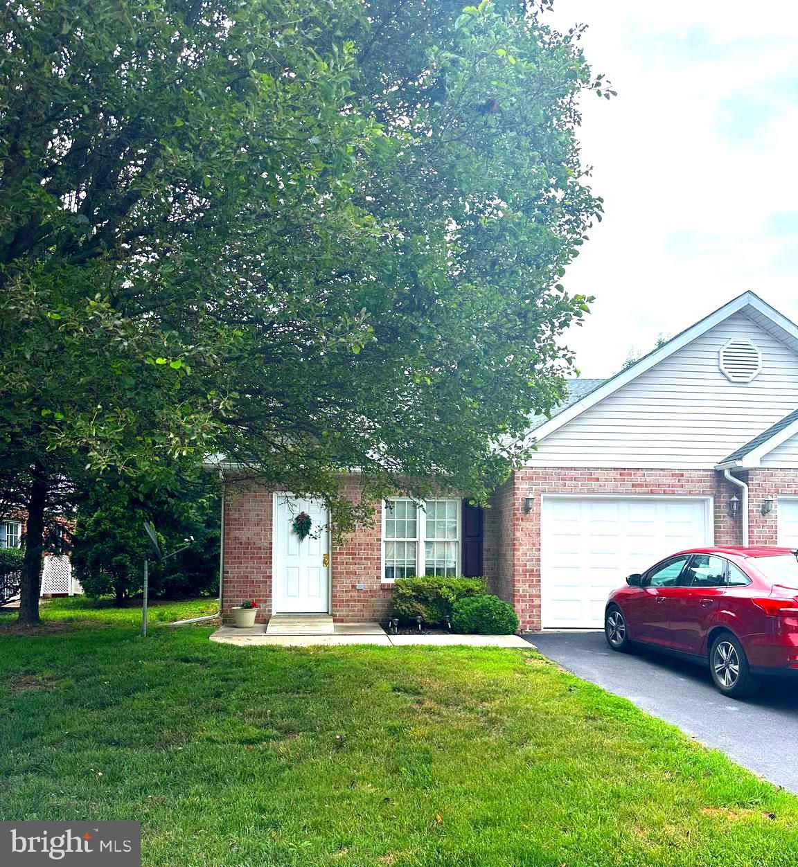 FOUNTAINVIEW - Residential