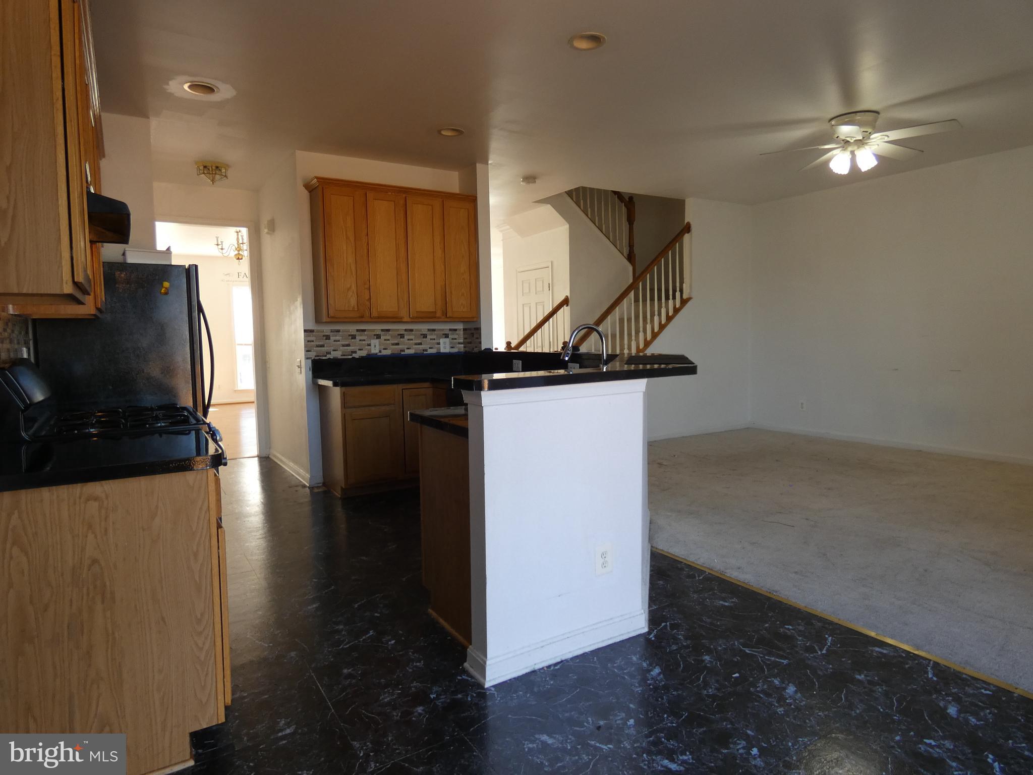 TALL OAKS - Residential Lease