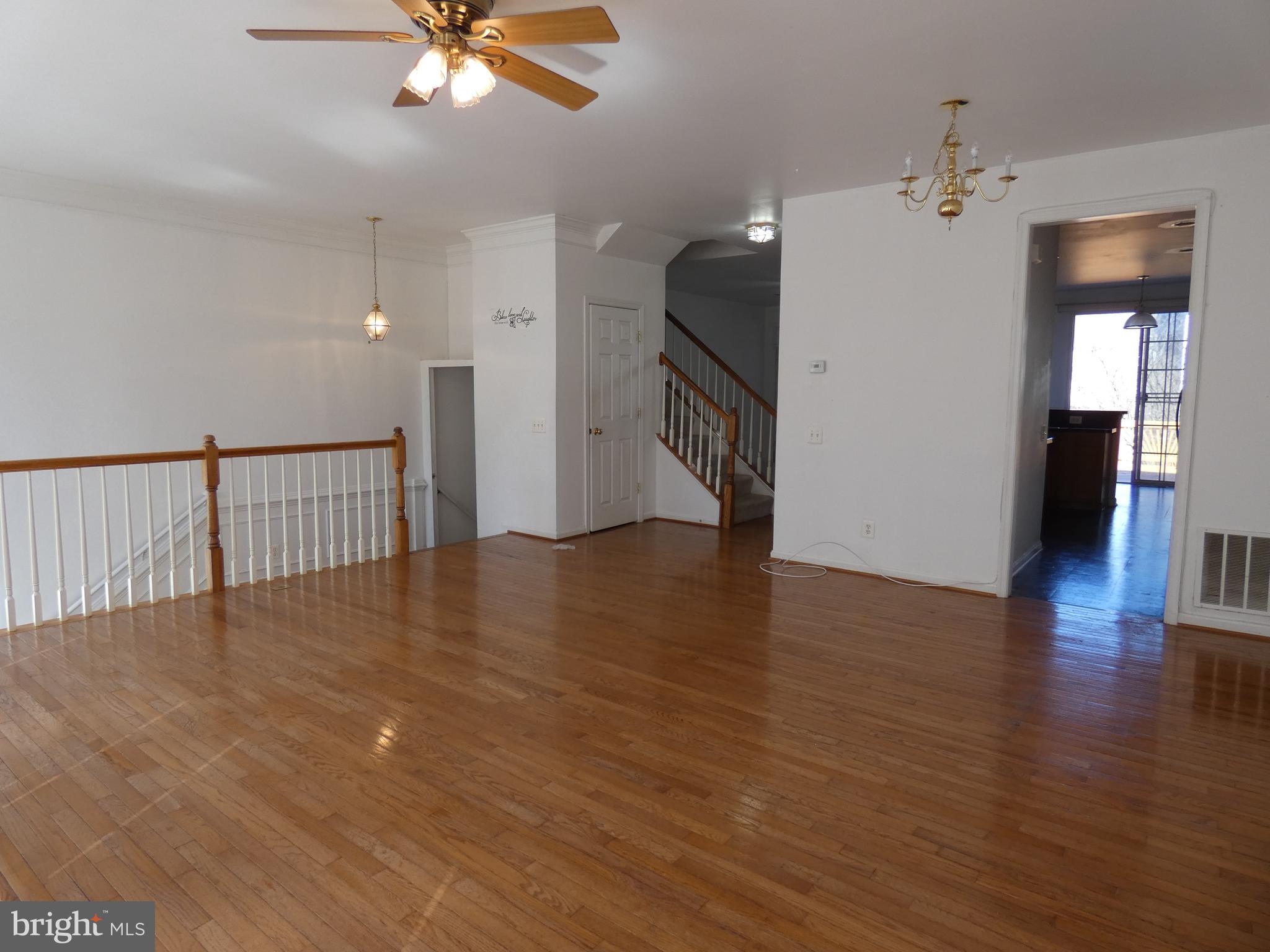 TALL OAKS - Residential Lease