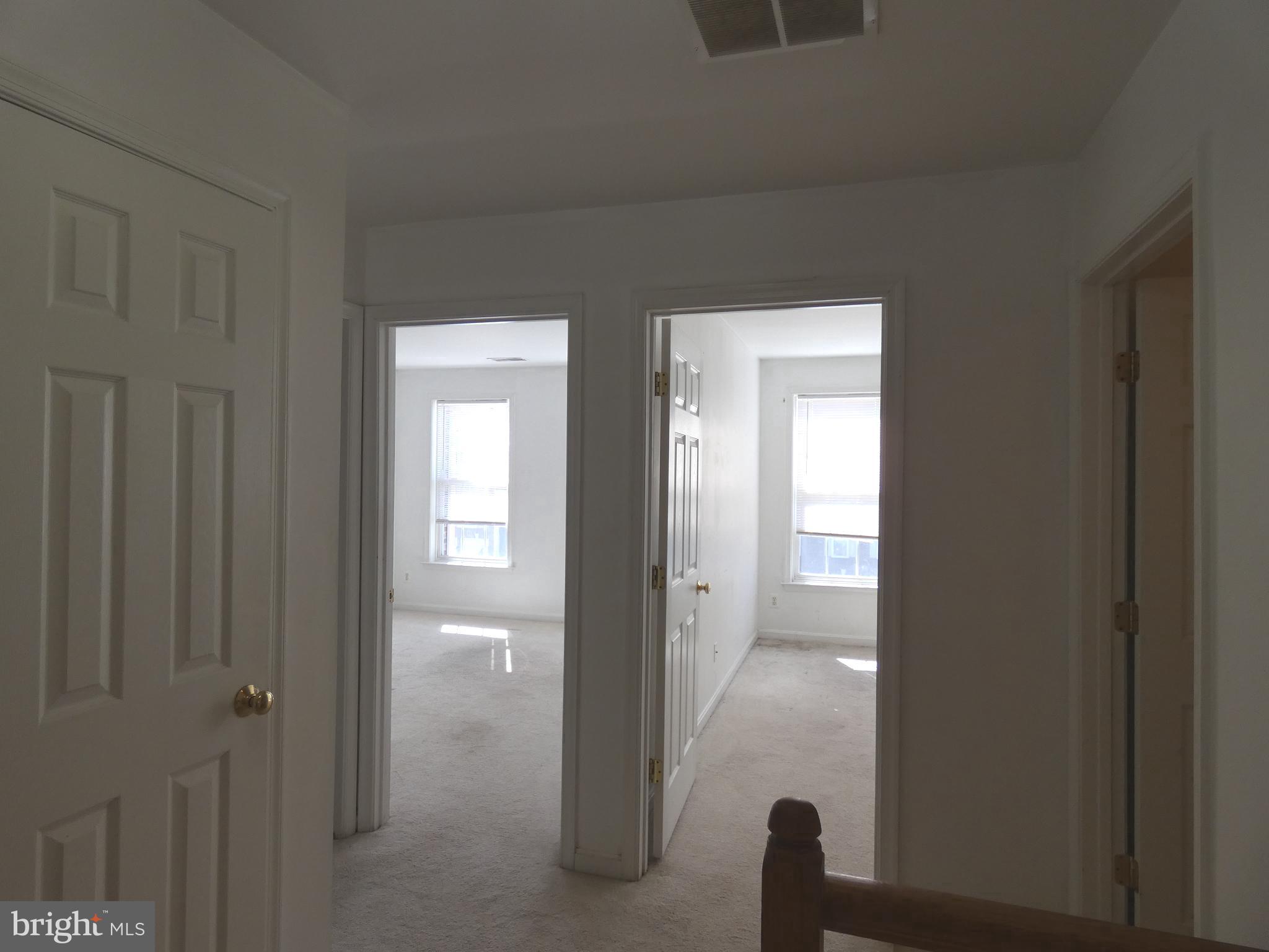 TALL OAKS - Residential Lease