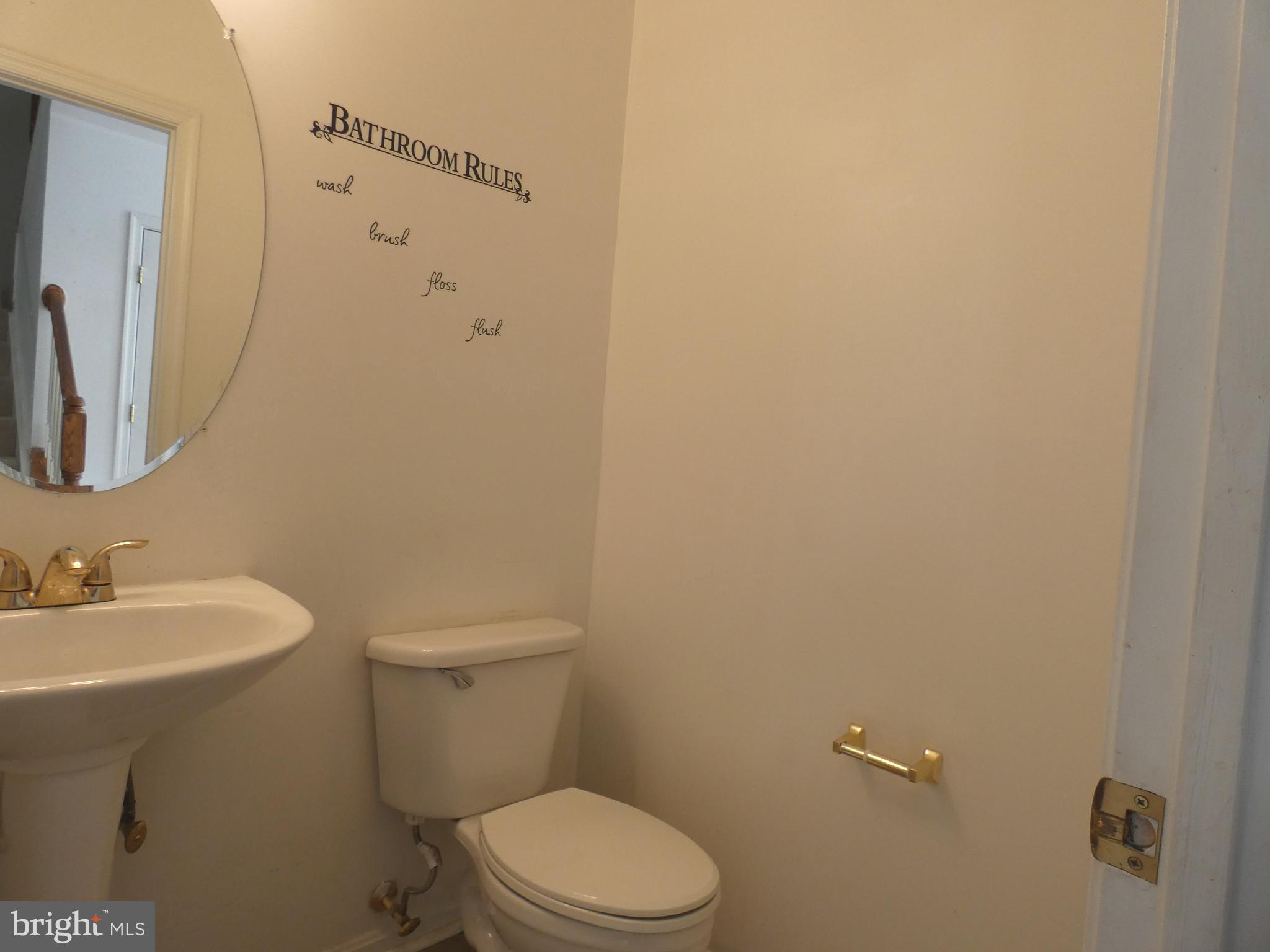 TALL OAKS - Residential Lease