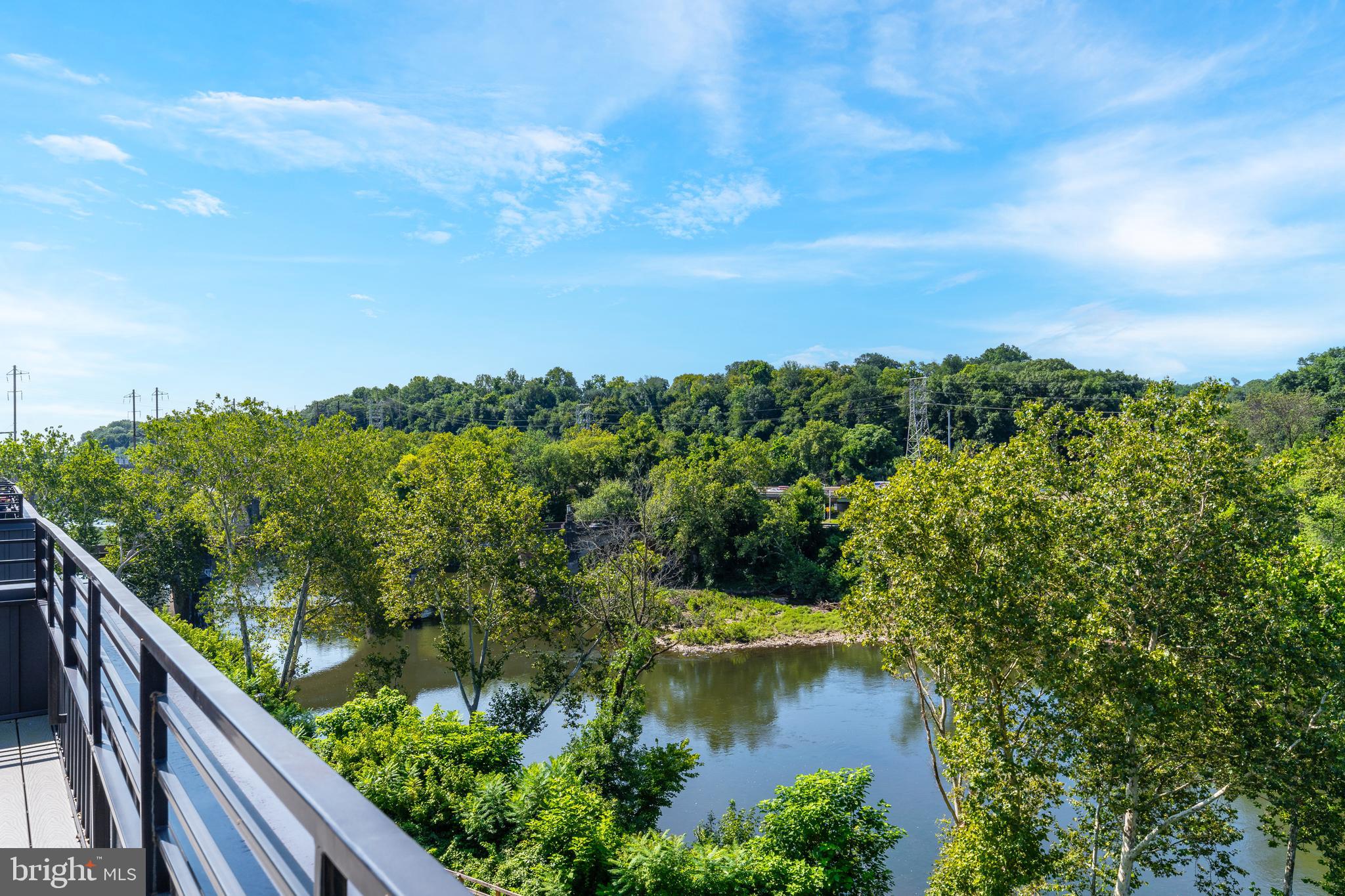 THE LOCKS - Residential