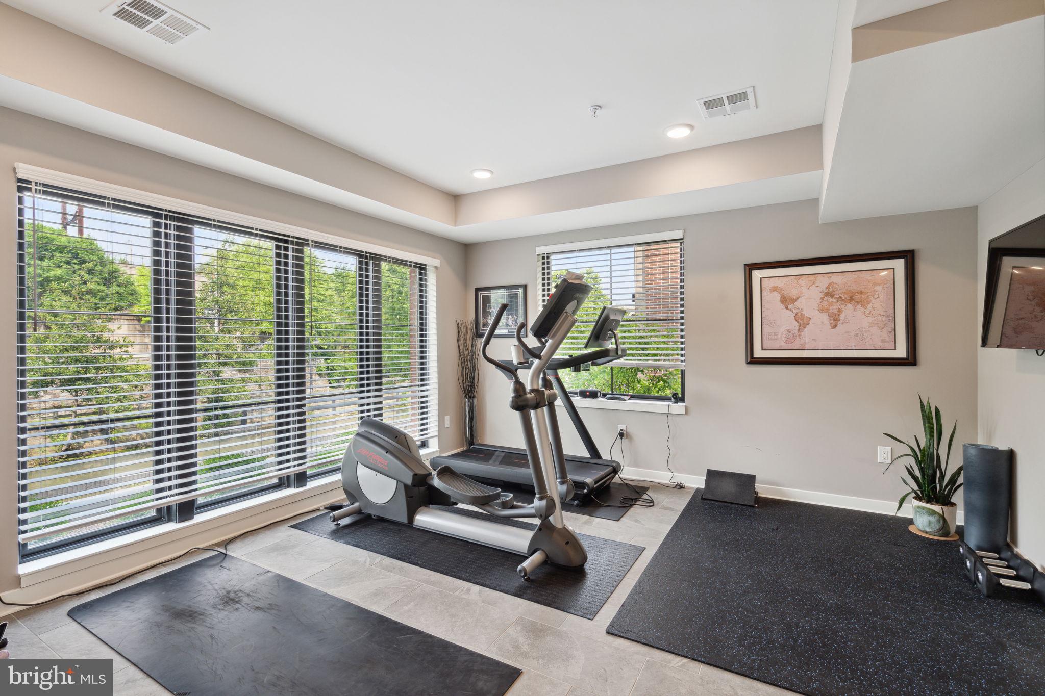 THE LOCKS - Residential